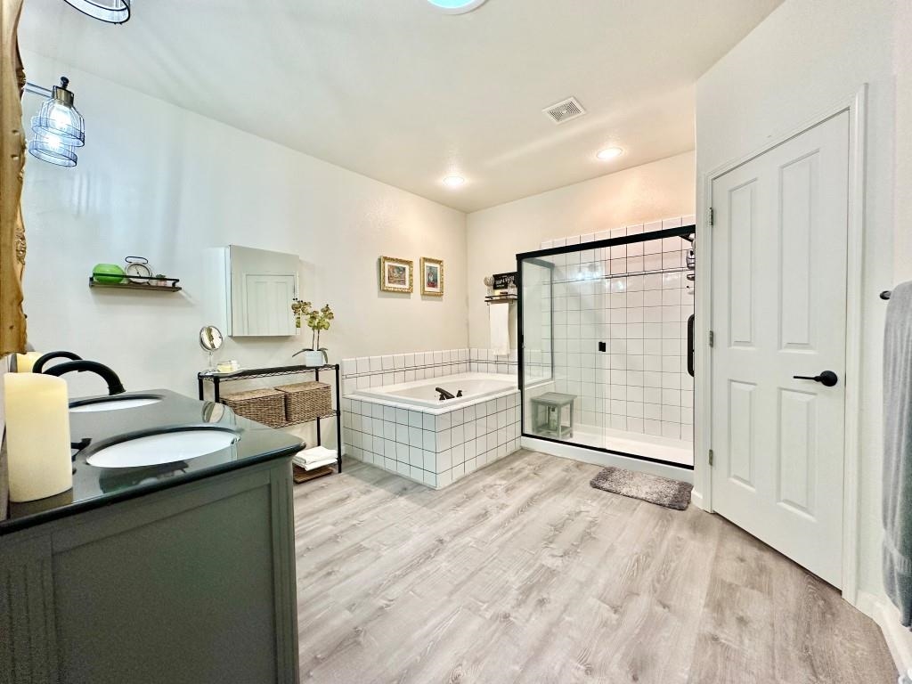 27 One Horse Way, Clio, CA, 96103-0000