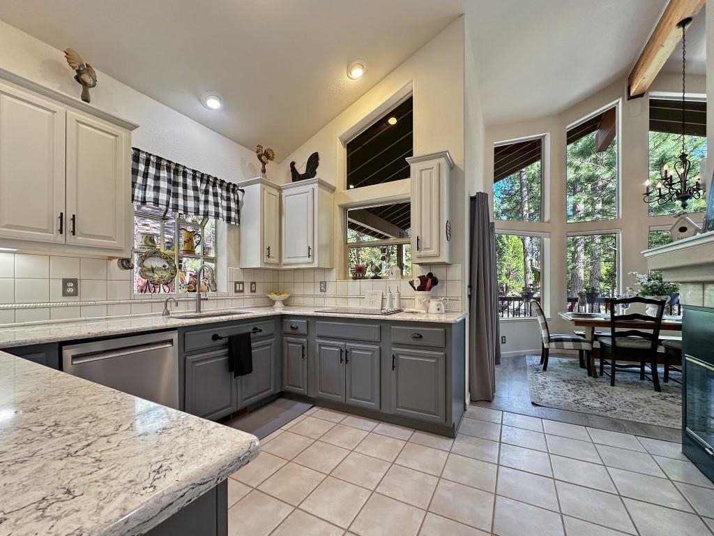 27 One Horse Way, Clio, CA, 96103-0000