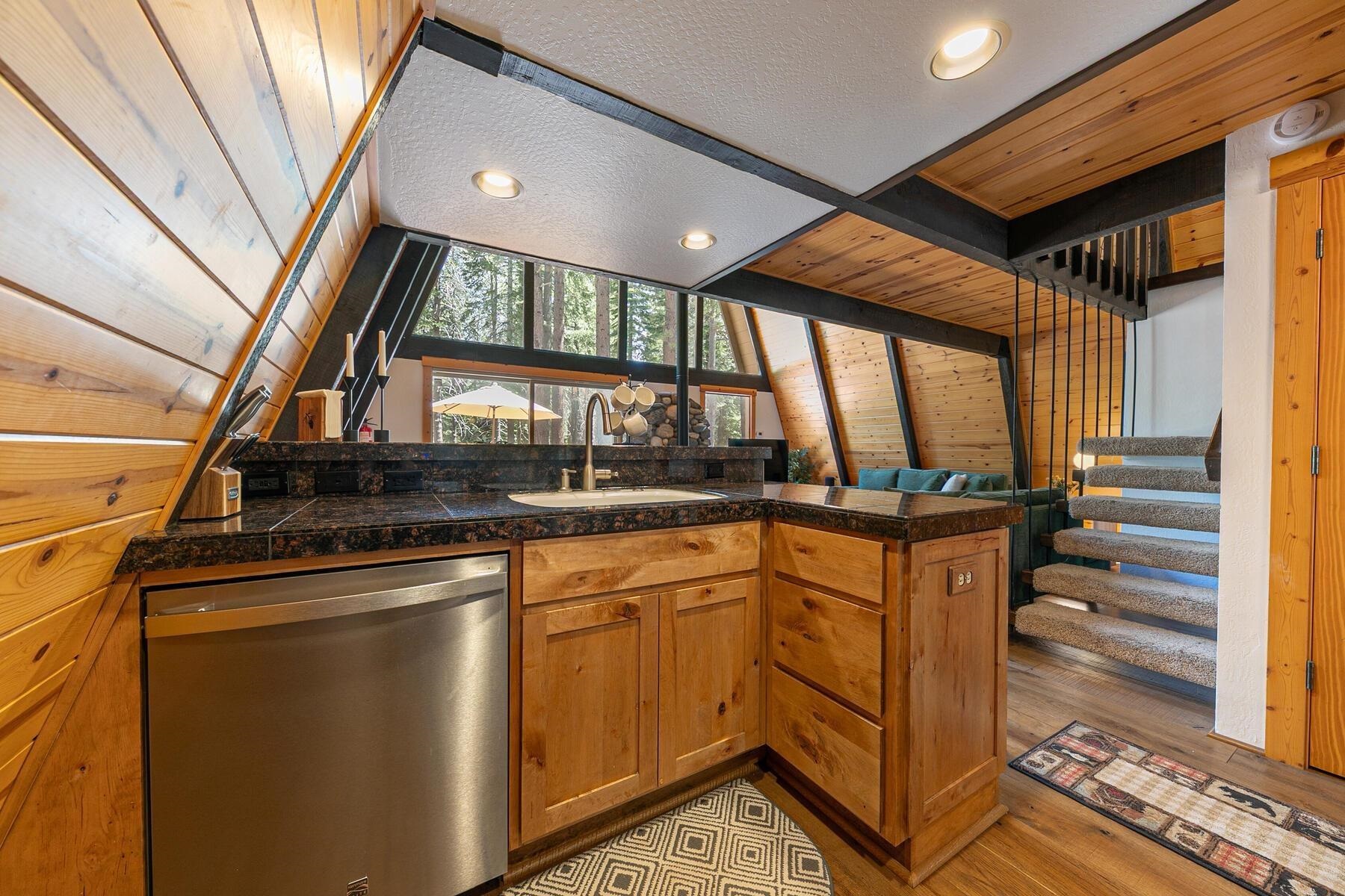 14258 Glacier View Road, Truckee, CA, 96161