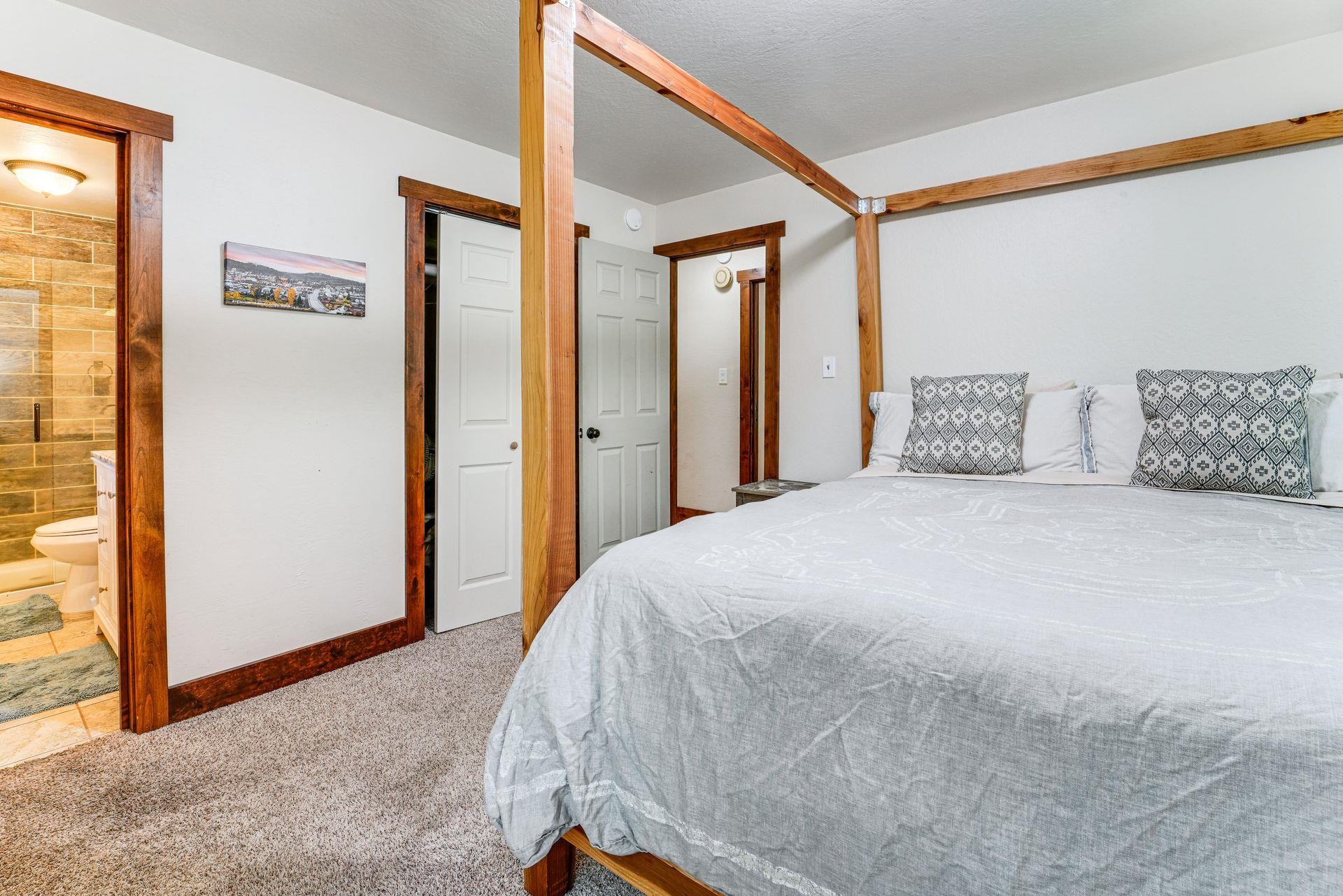 11495 Saint Bernard Drive, Truckee, CA, 96161-6409