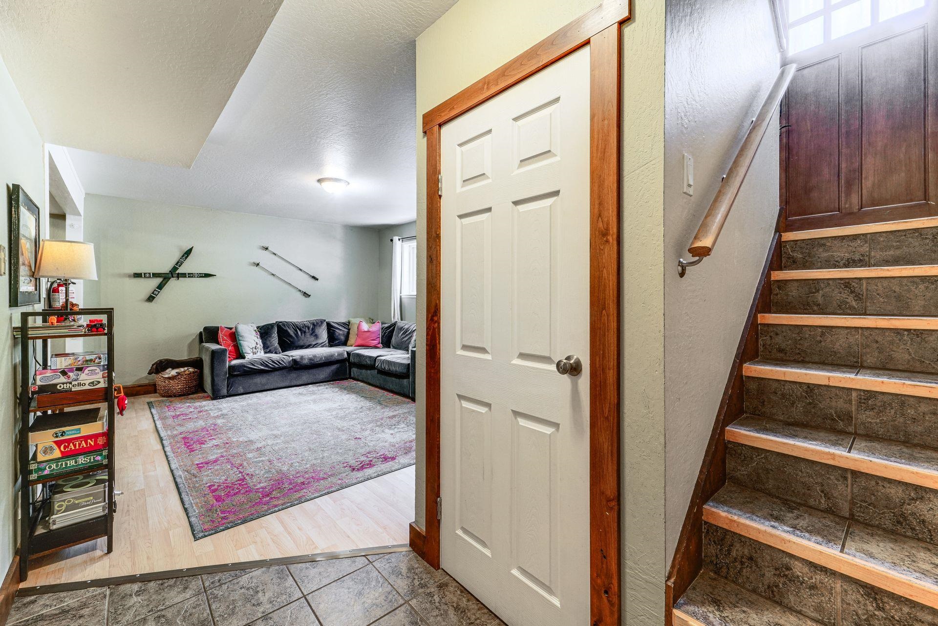 11495 Saint Bernard Drive, Truckee, CA, 96161-6409