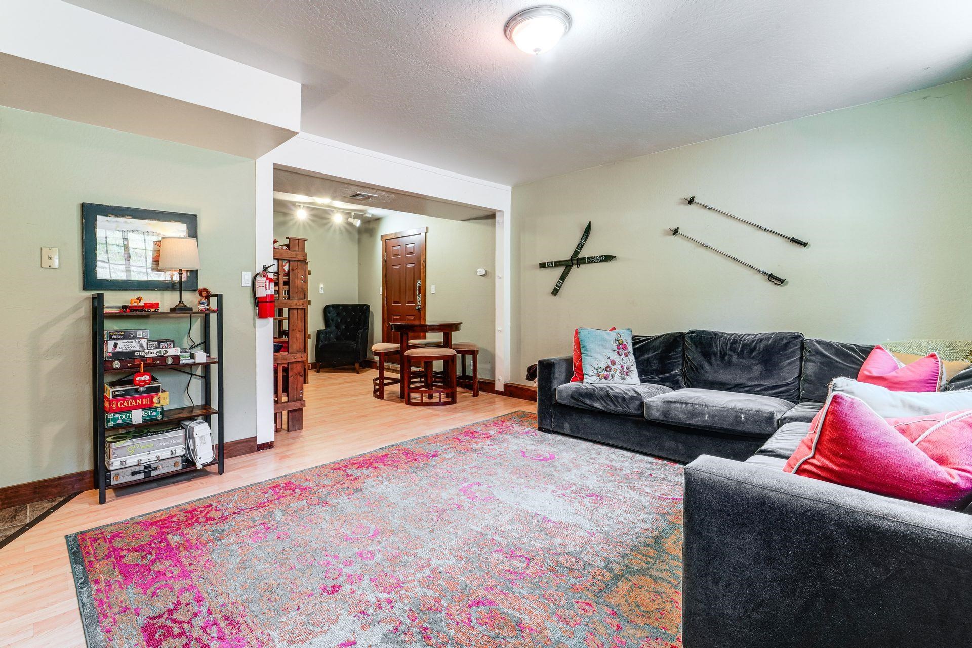 11495 Saint Bernard Drive, Truckee, CA, 96161-6409