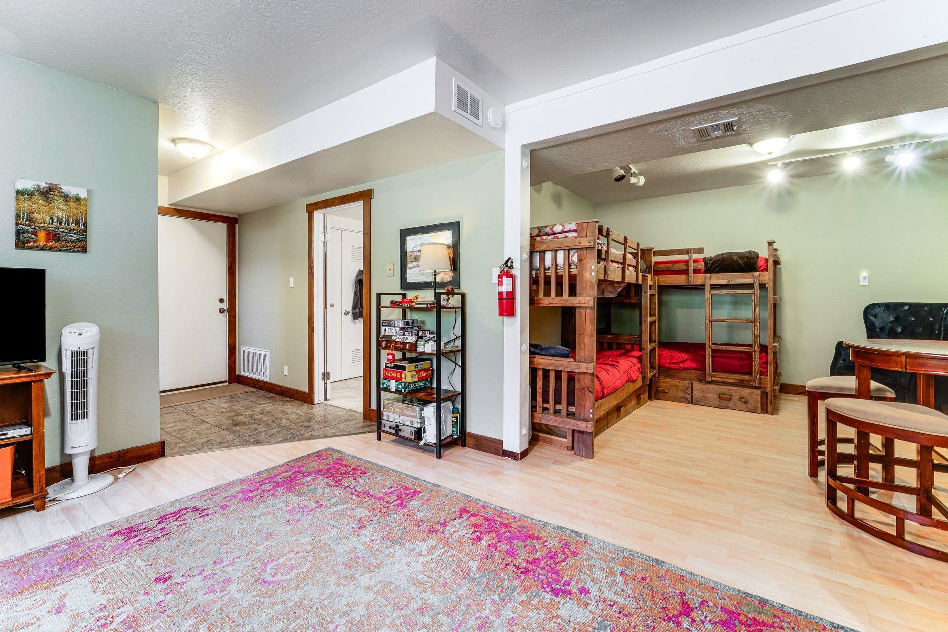 11495 Saint Bernard Drive, Truckee, CA, 96161-6409