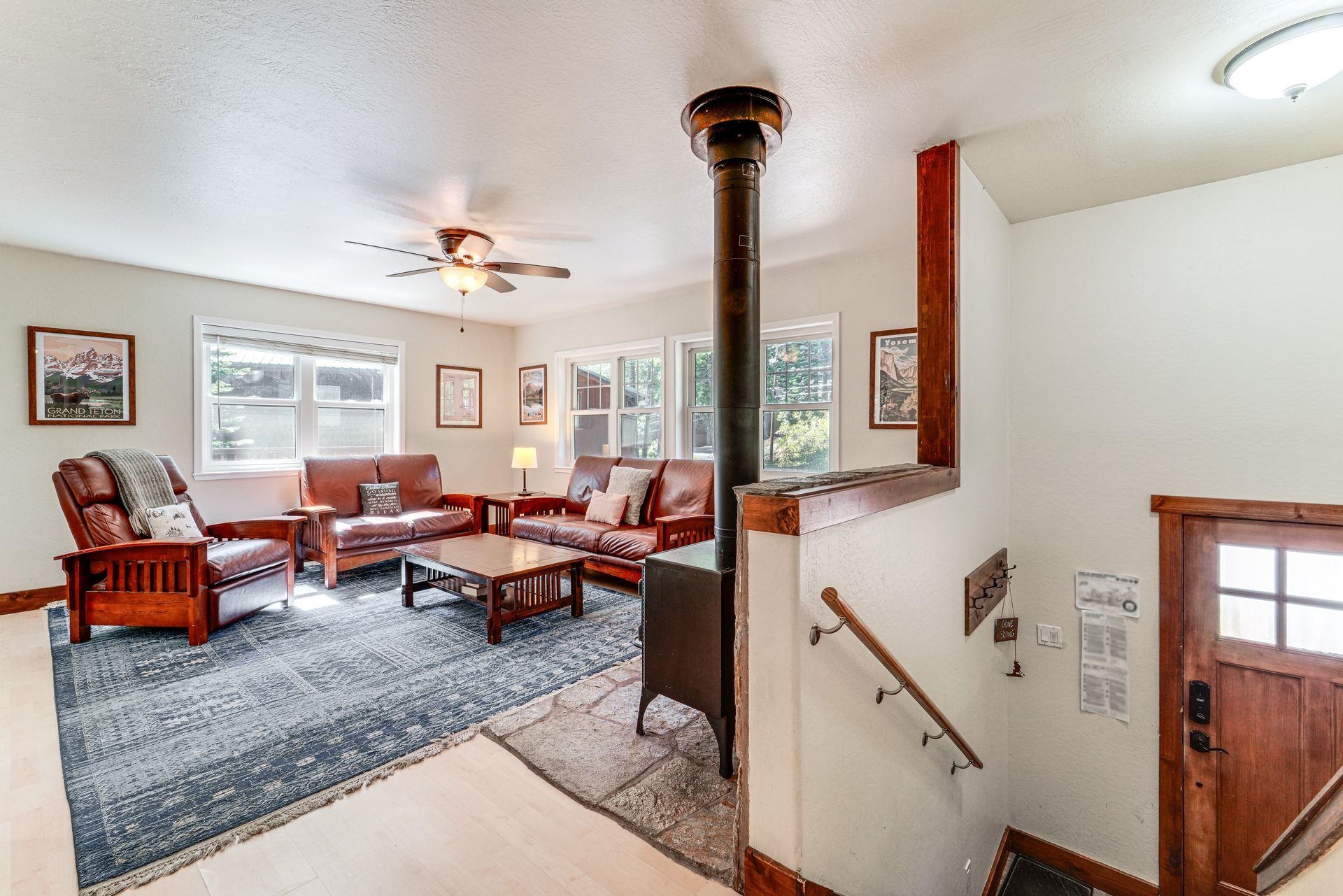 11495 Saint Bernard Drive, Truckee, CA, 96161-6409