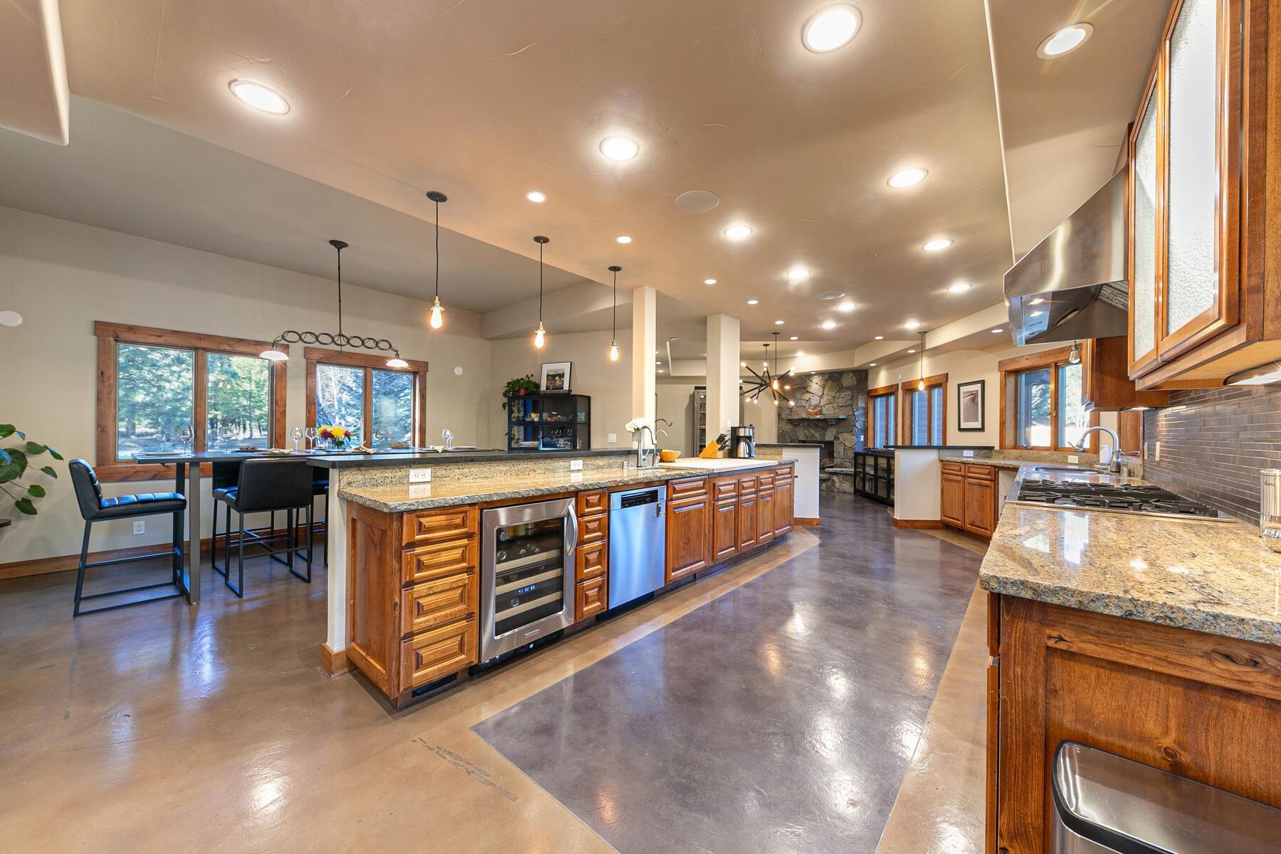 11710 Tinkers Landing