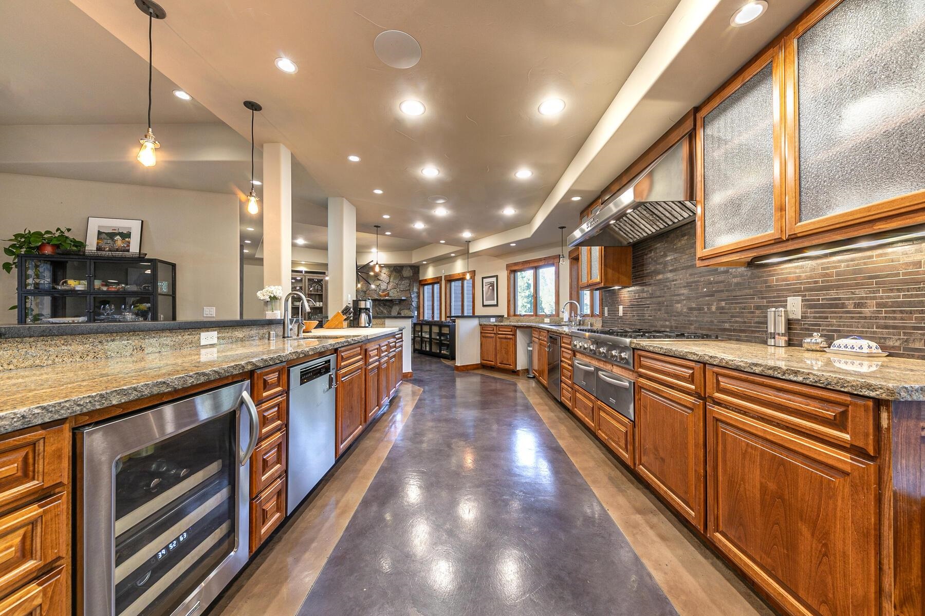 11710 Tinkers Landing, Truckee, CA, 96161-0000