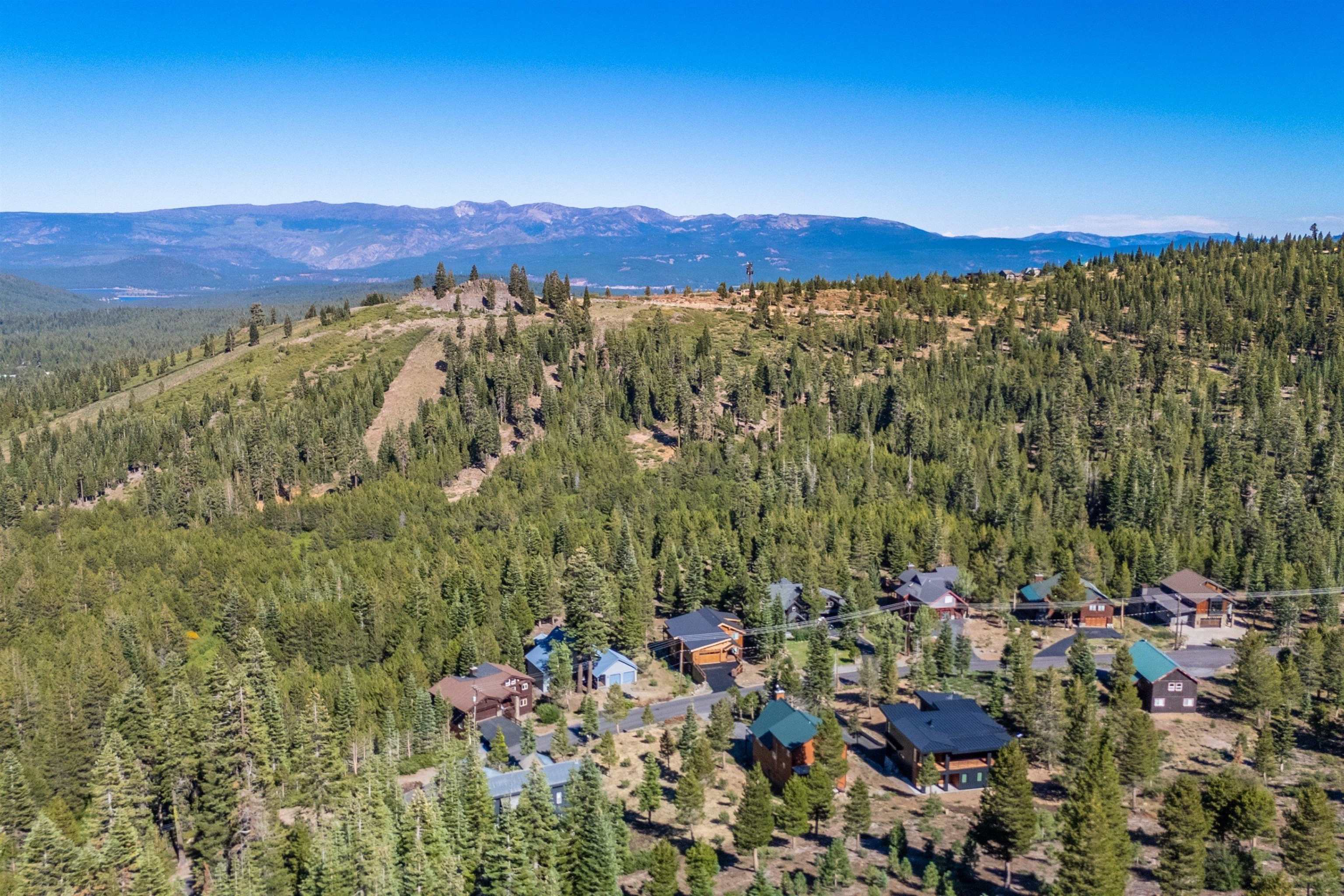 15644 Skislope Way, Truckee, CA, 96161