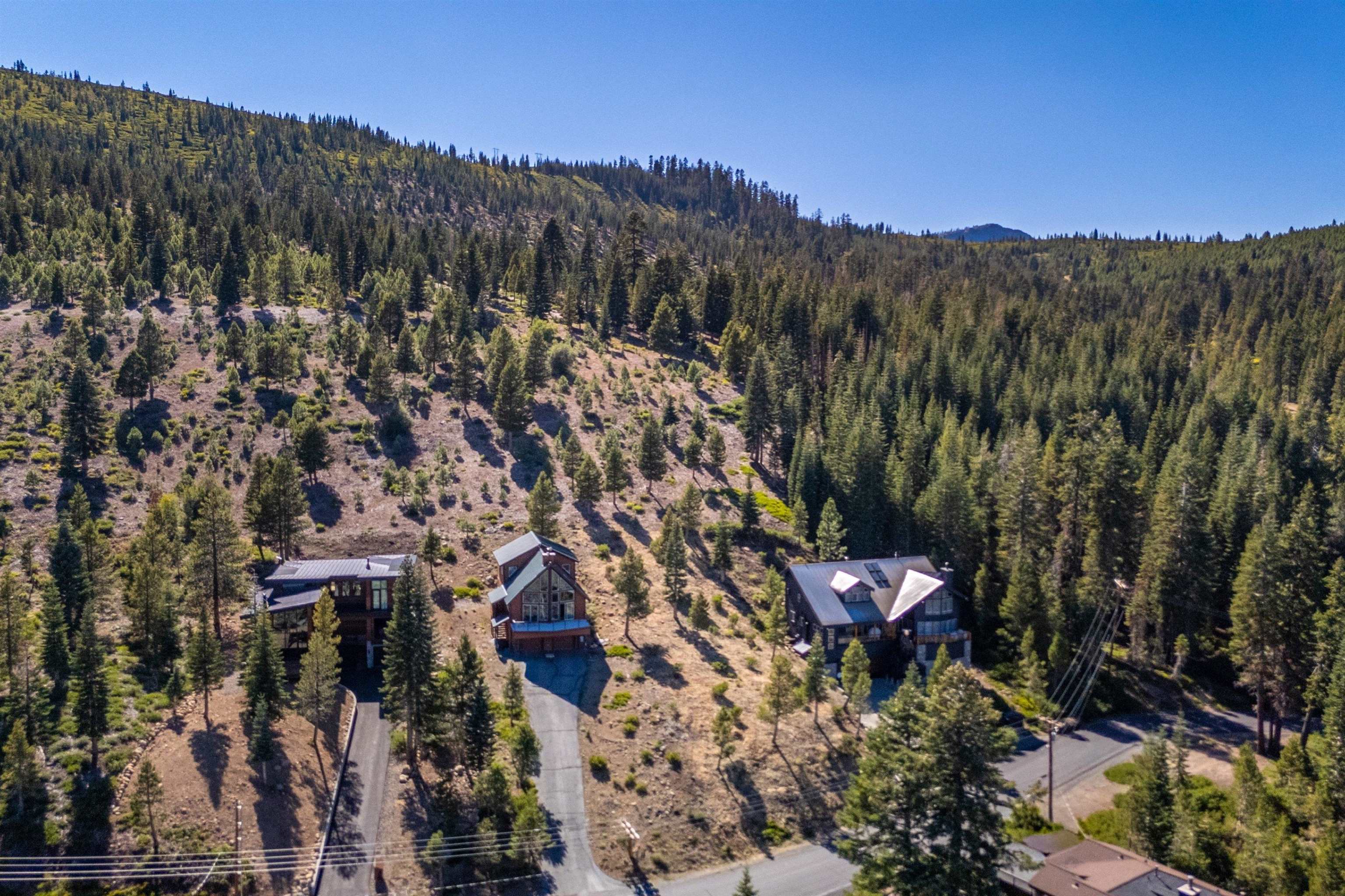 15644 Skislope Way, Truckee, CA, 96161