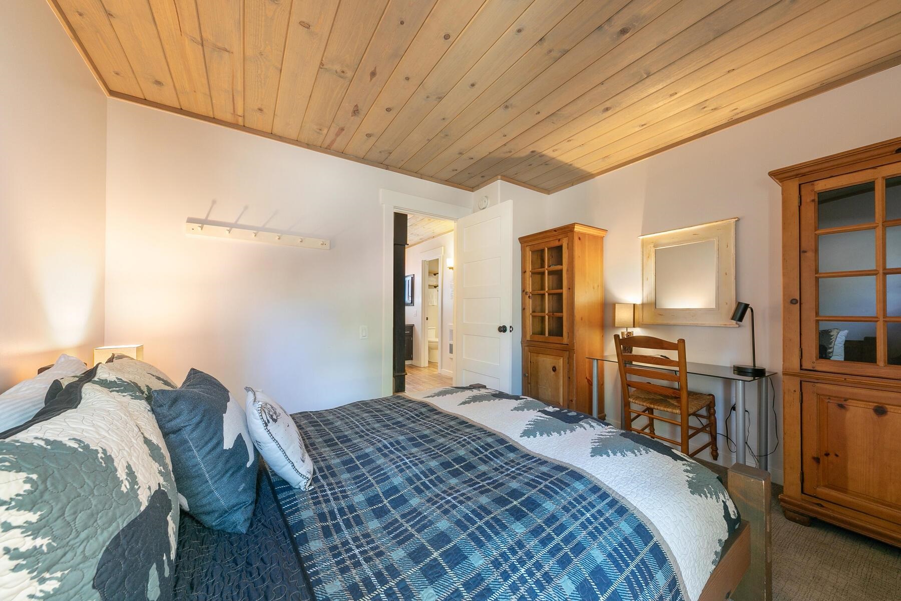 12802 Northwoods Boulevard UNIT 437, Truckee, CA, 96161
