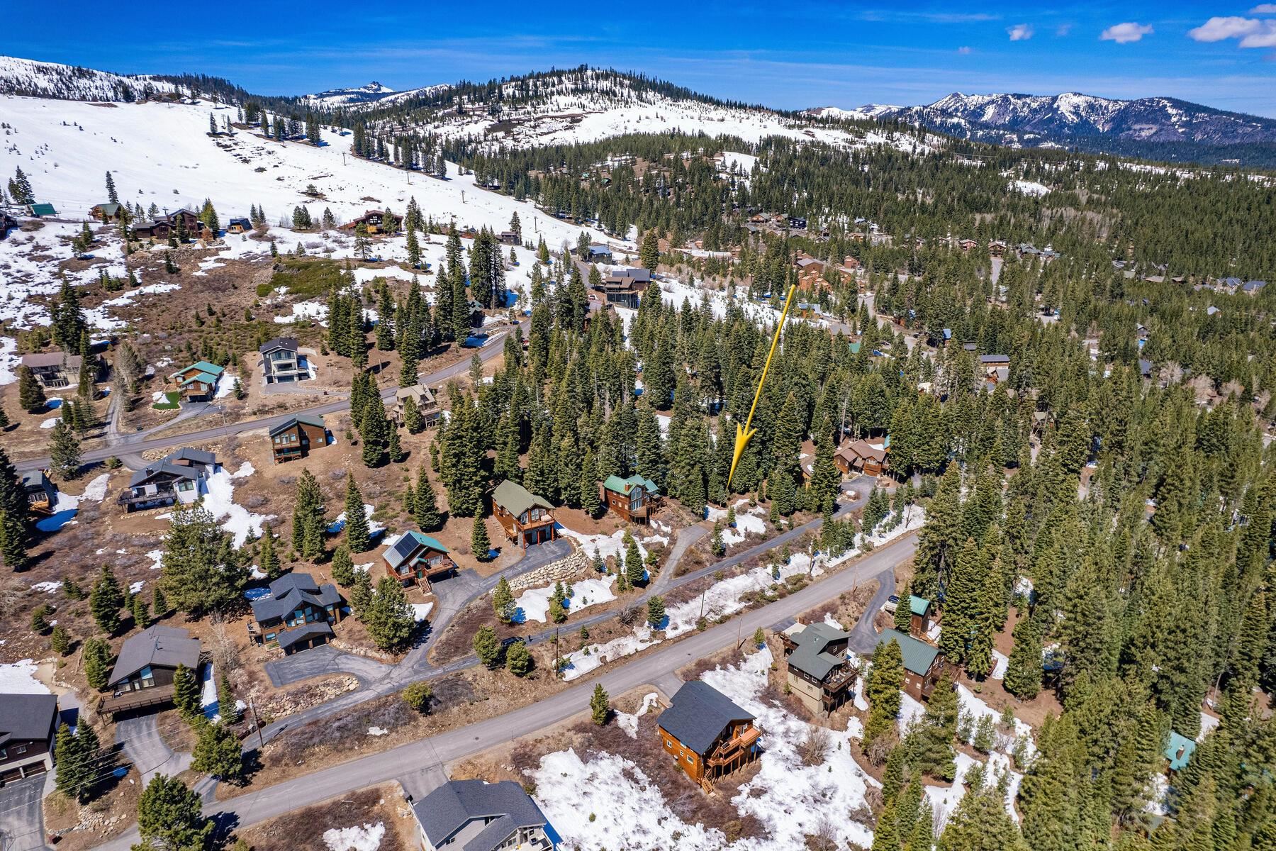11910 Rhineland Avenue, Truckee, CA, 96161-0000