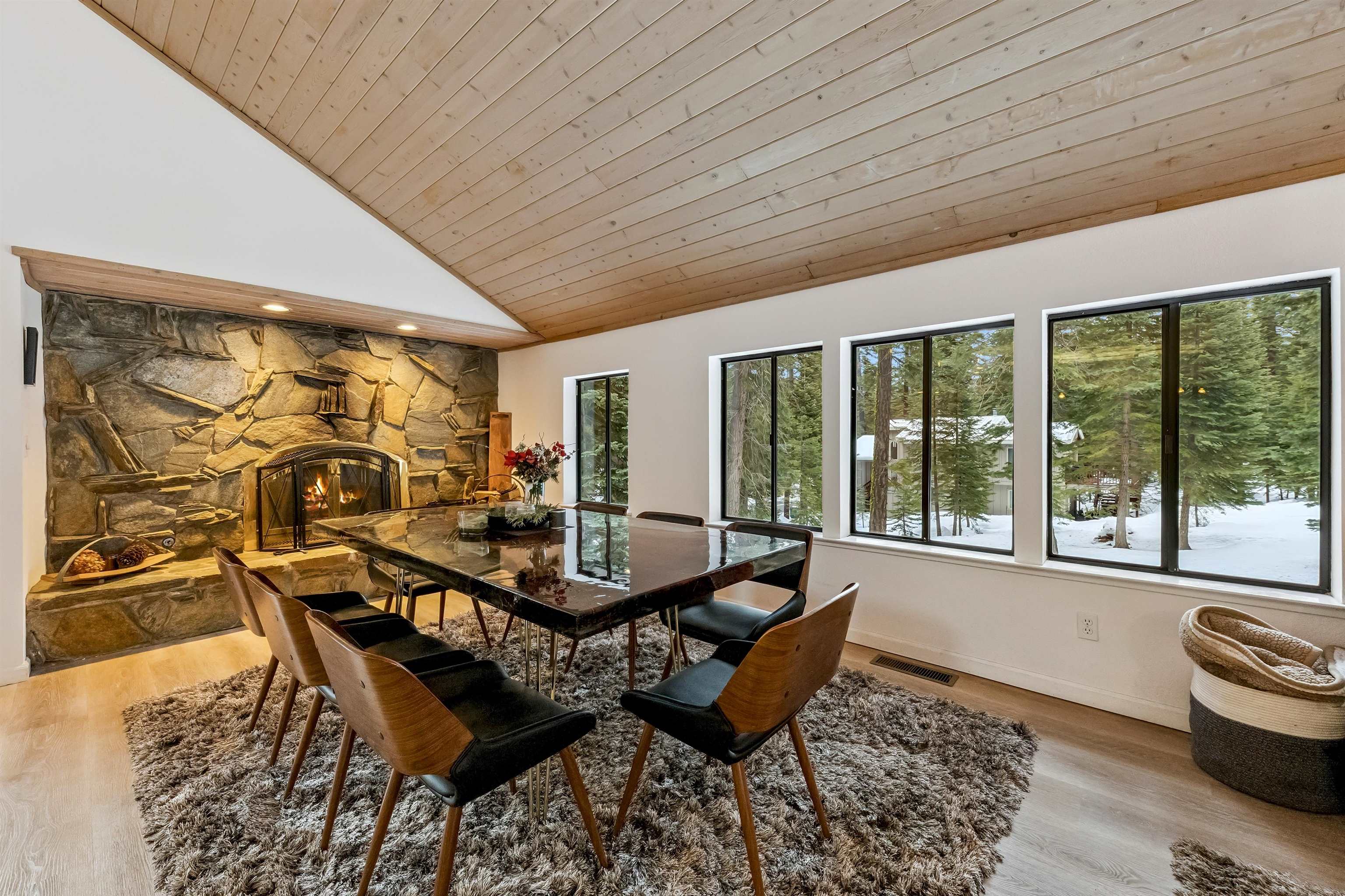 1141 Regency Way, Tahoe Vista, CA, 96148-0000