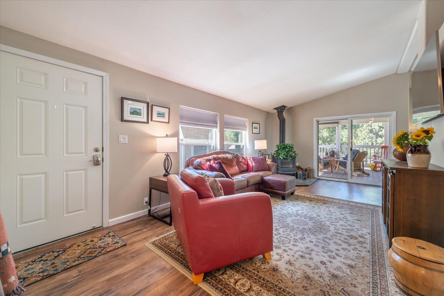 10100 Pioneer Trail #101