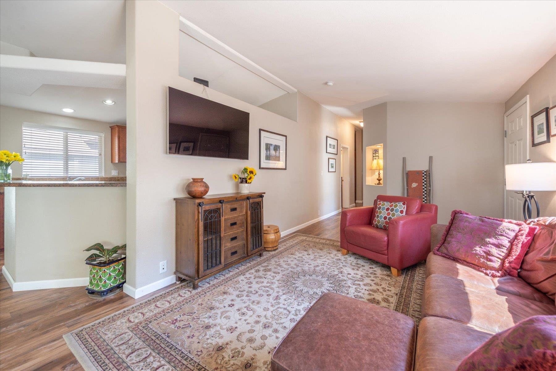 10100 Pioneer Trail #101