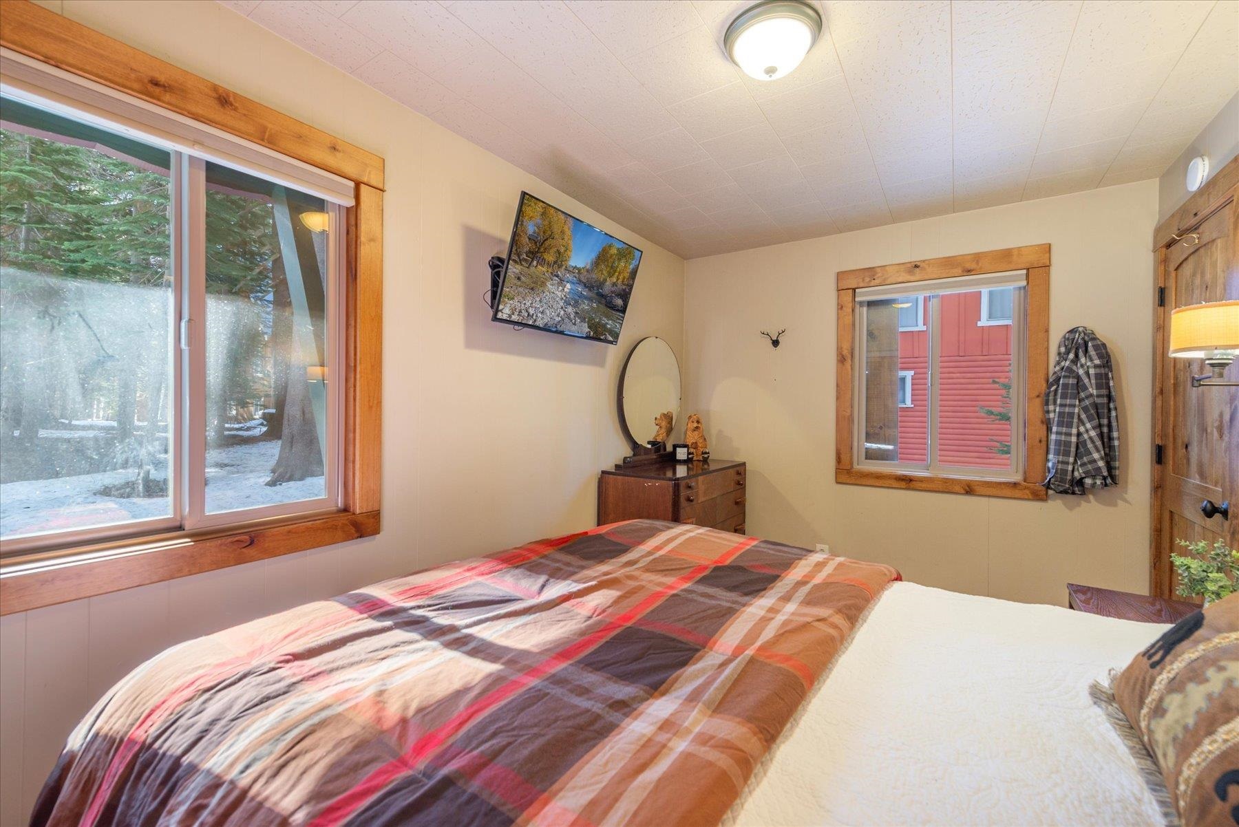 5225 Palisade Road, Soda Springs, CA, 95728