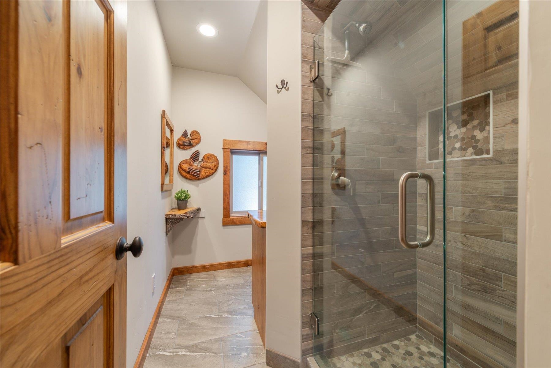 5225 Palisade Road, Soda Springs, CA, 95728