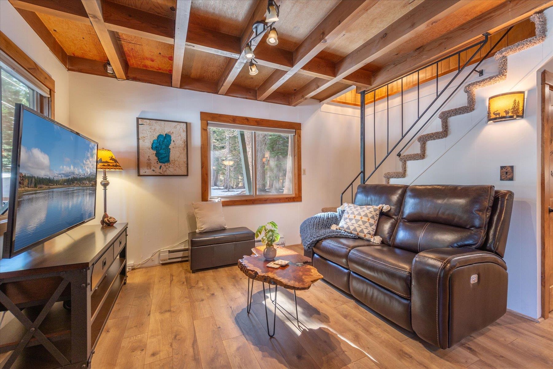 5225 Palisade Road, Soda Springs, CA, 95728