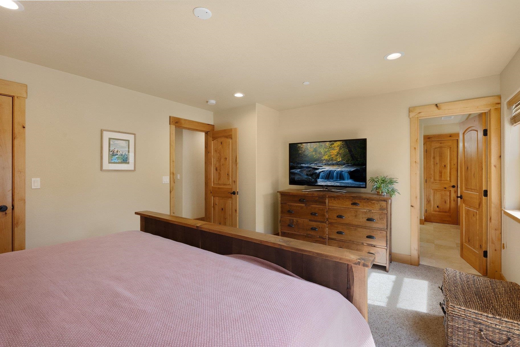 15224 Reed Avenue, Truckee, CA, 96161