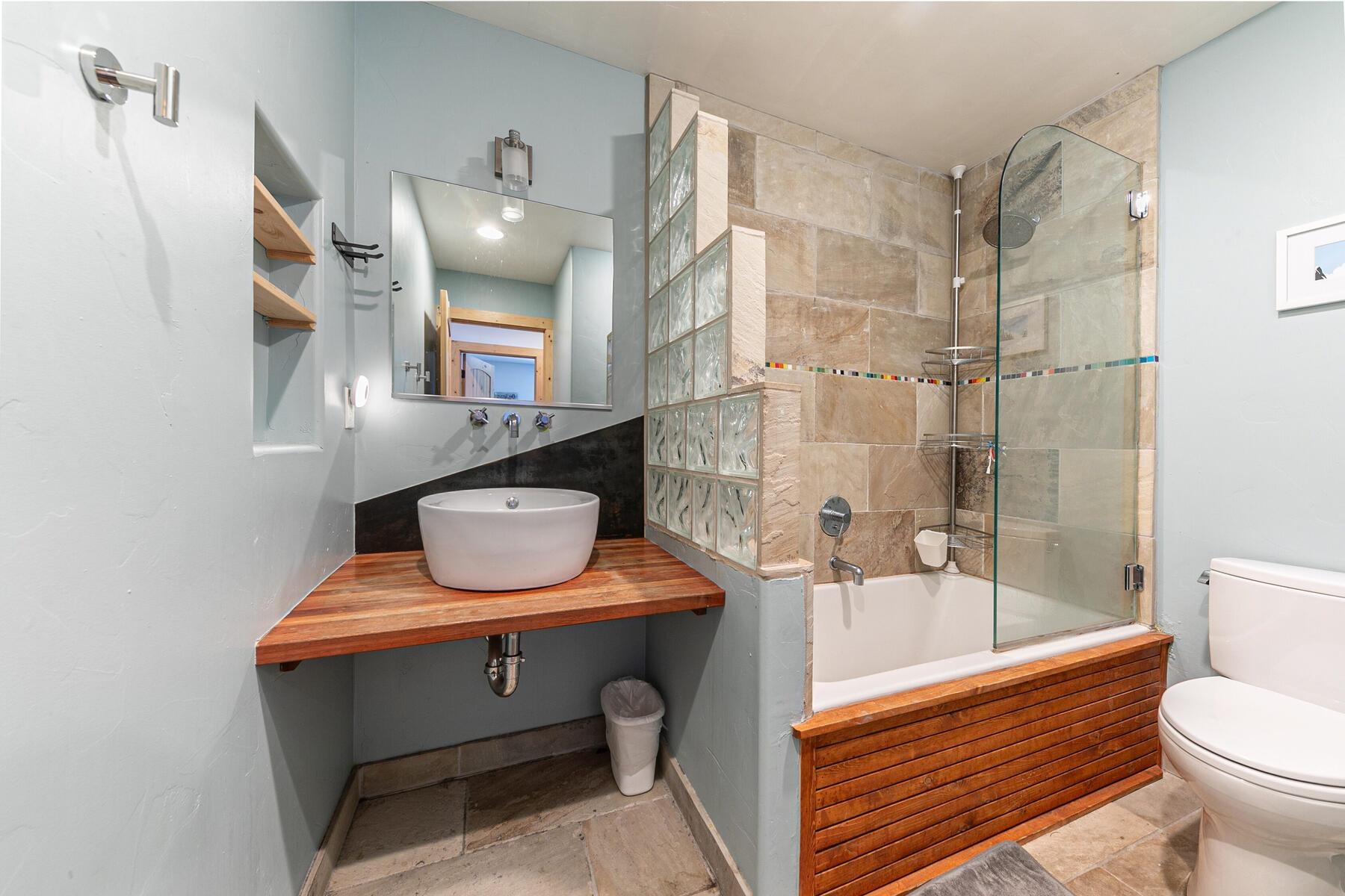 6192 Serene Road, Soda Springs, CA, 95724