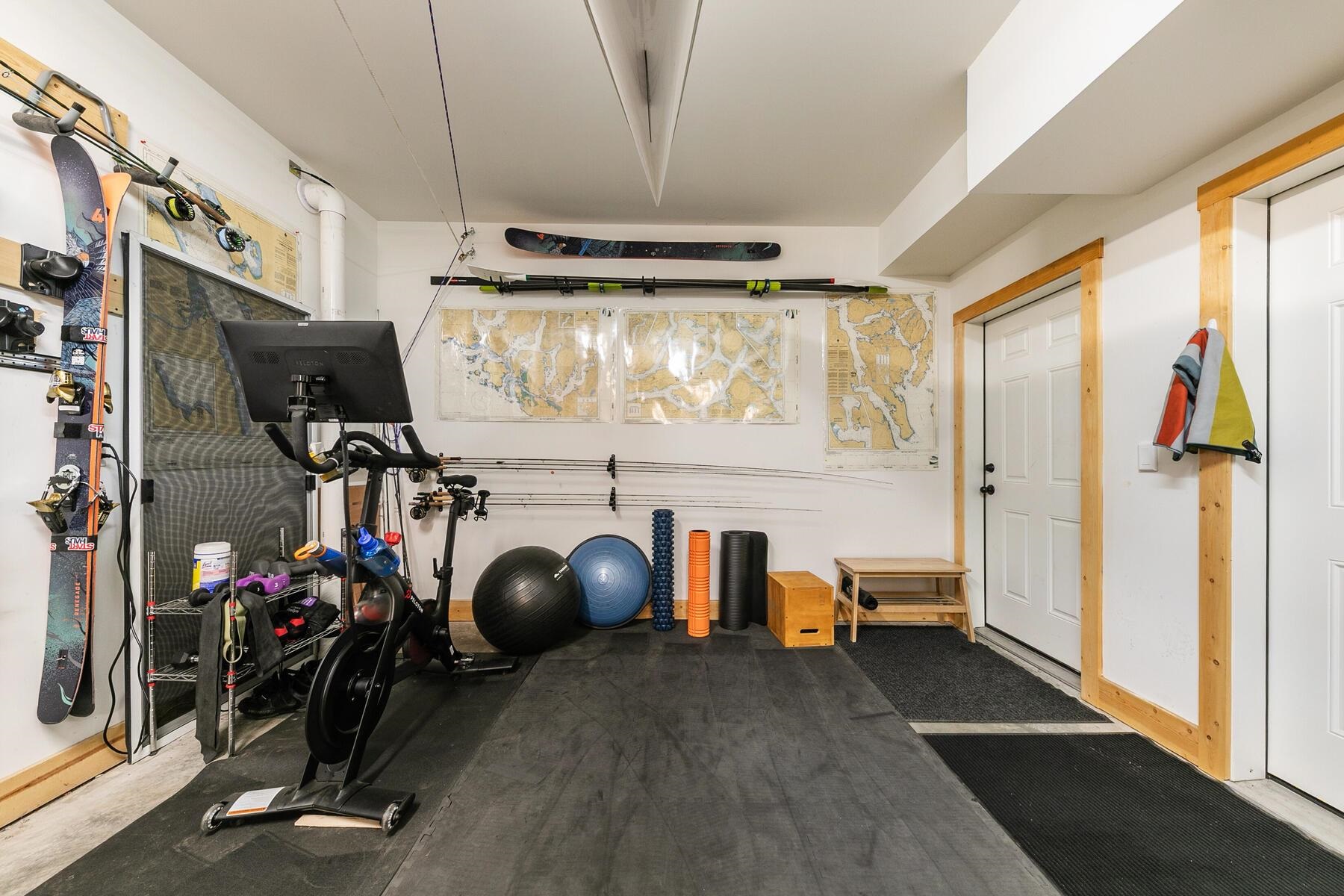 6192 Serene Road, Soda Springs, CA, 95724