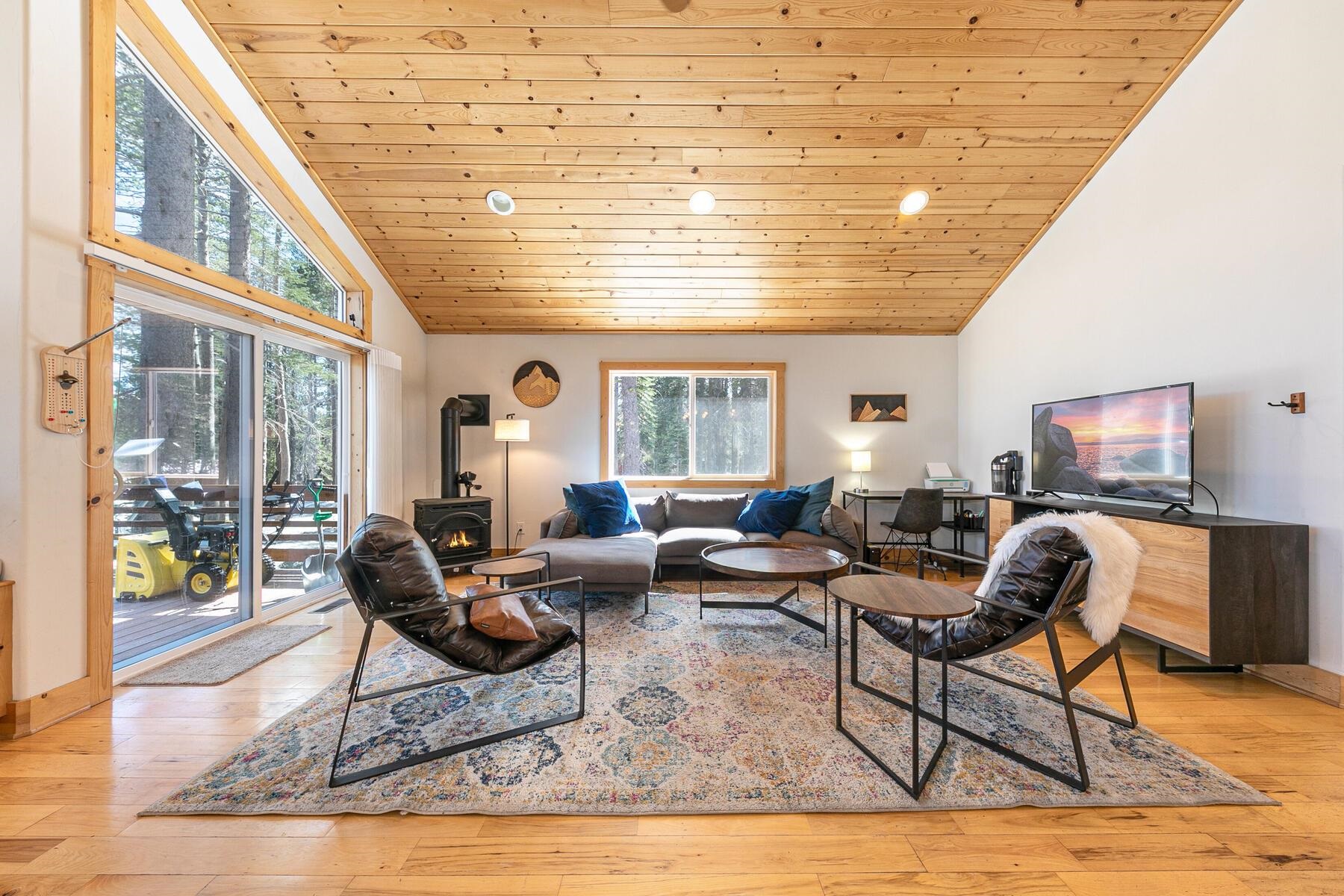 6192 Serene Road, Soda Springs, CA, 95724