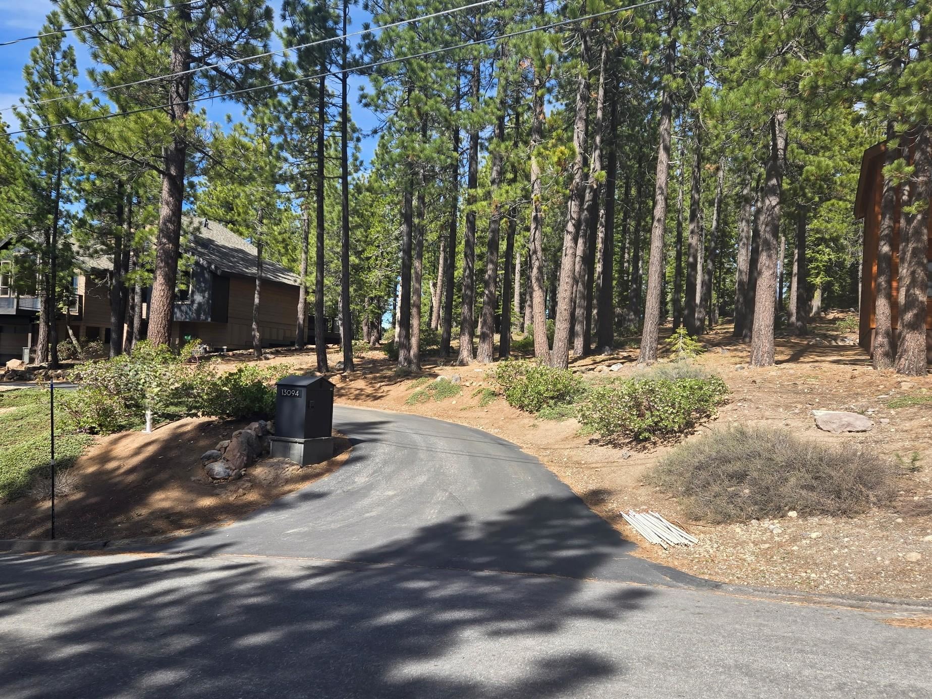 13080 Roundhill Drive, Truckee, CA, 96161