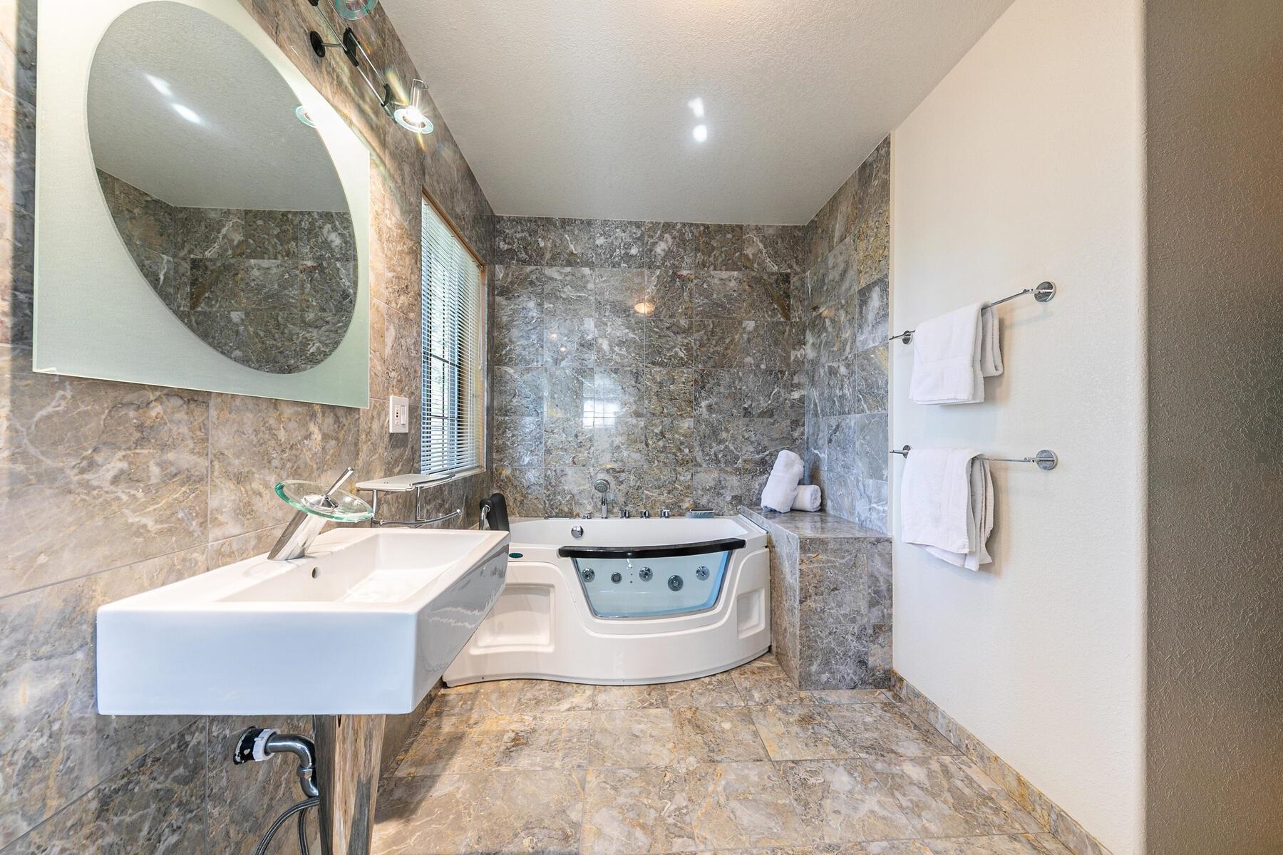 11654 Lausanne Way, Truckee, CA, 96161