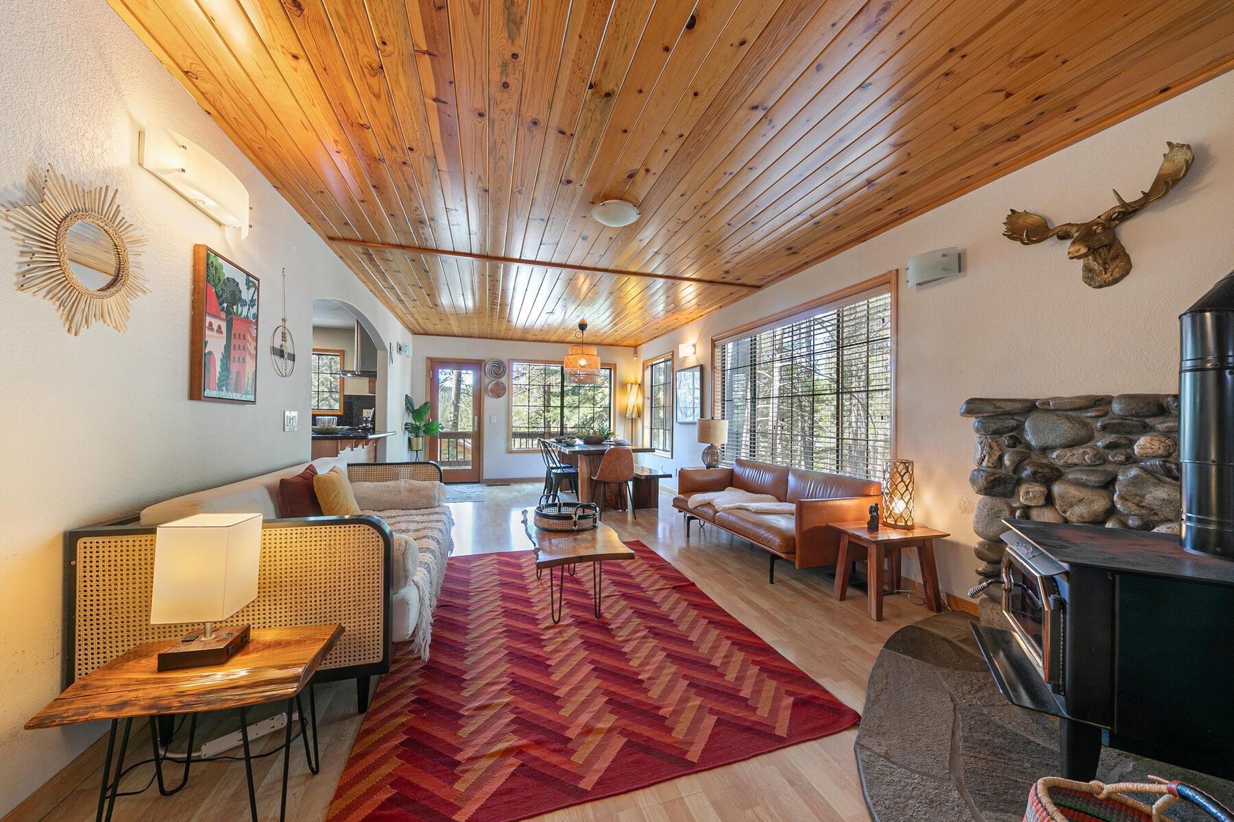 11654 Lausanne Way, Truckee, CA, 96161