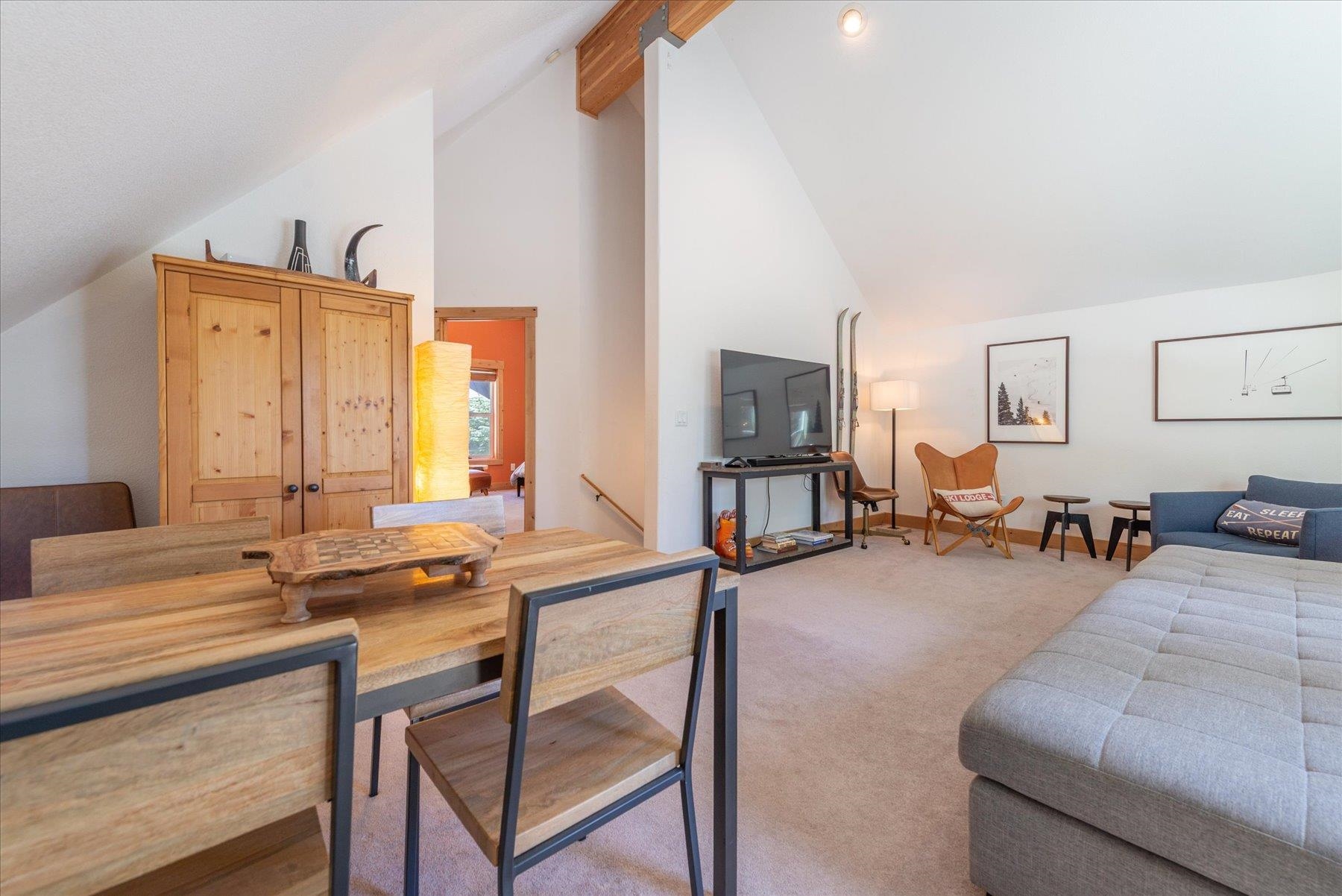 50638 Hemlock Court, Soda Springs, CA, 95728