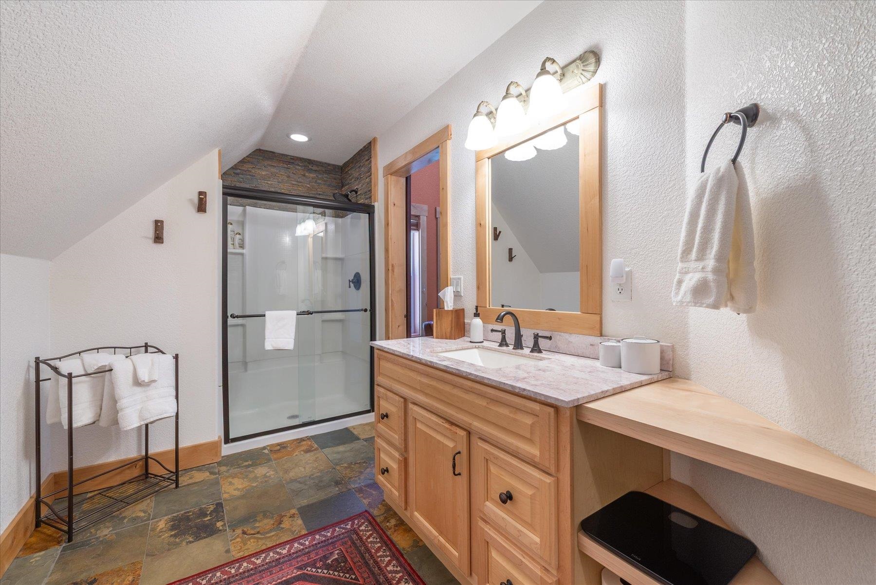 50638 Hemlock Court, Soda Springs, CA, 95728