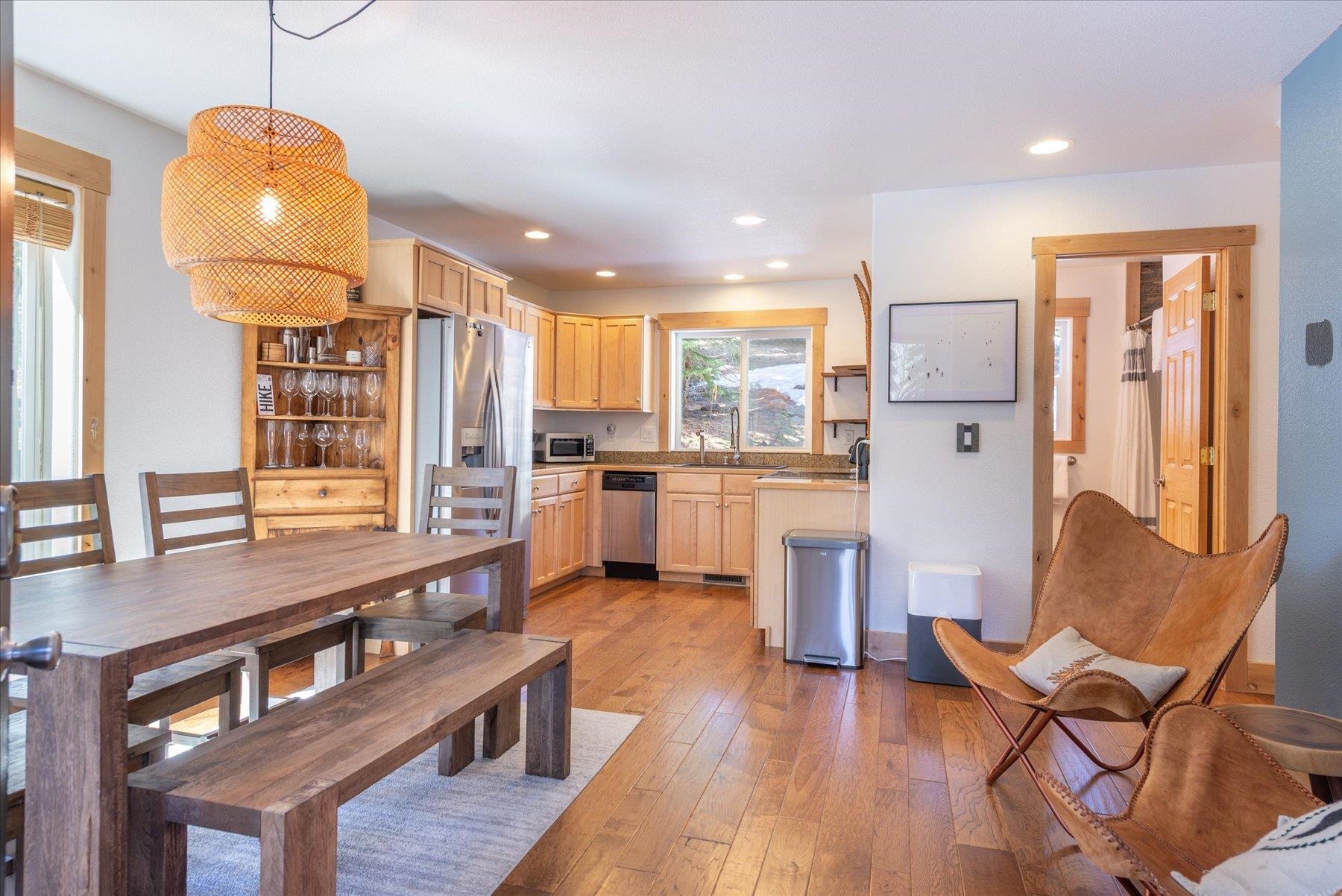 50638 Hemlock Court, Soda Springs, CA, 95728