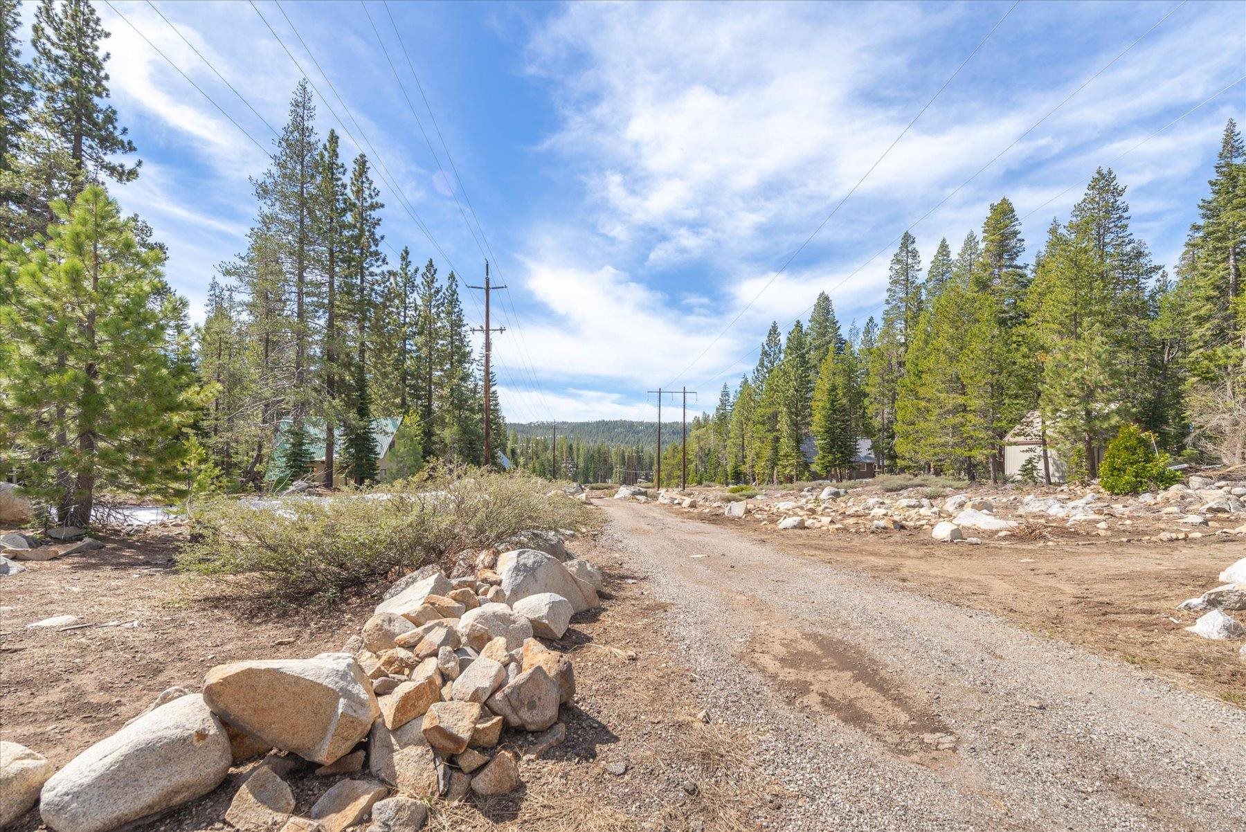 50638 Hemlock Court, Soda Springs, CA, 95728