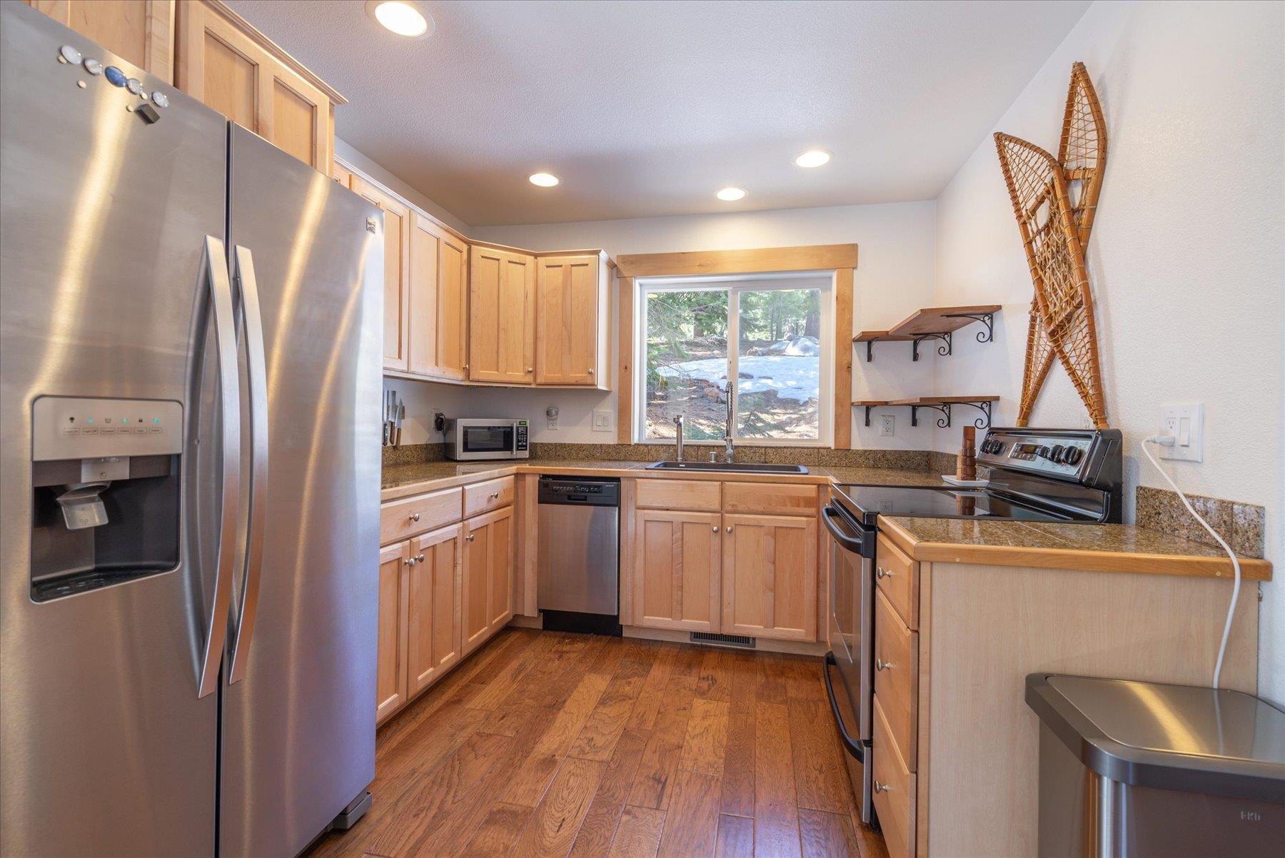 50638 Hemlock Court, Soda Springs, CA, 95728