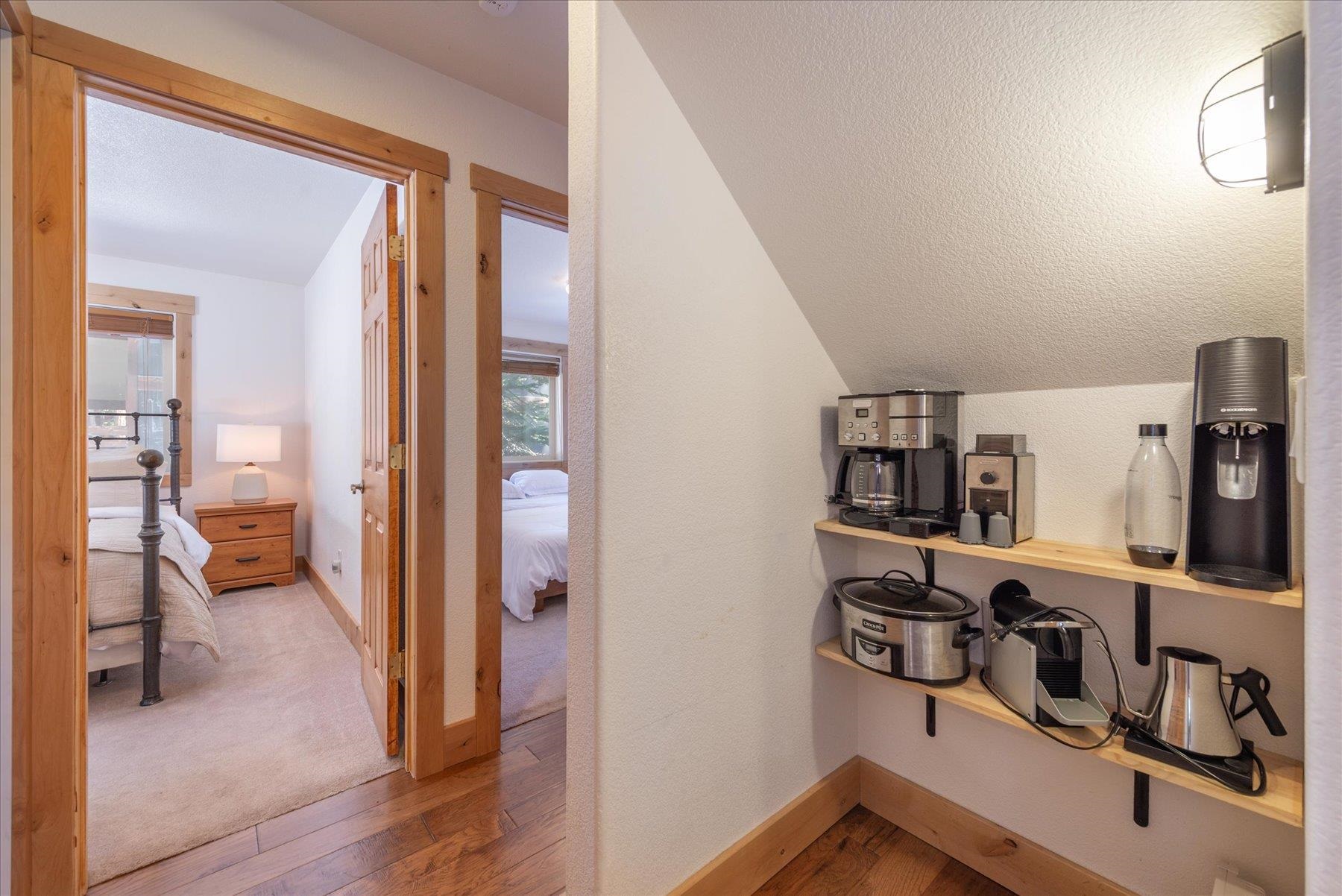 50638 Hemlock Court, Soda Springs, CA, 95728