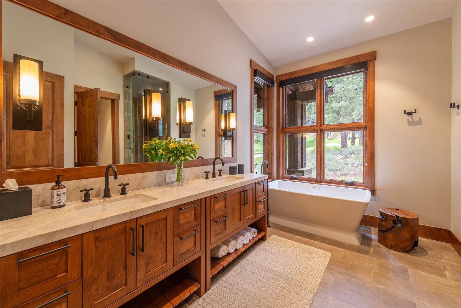 7705 Lahontan Drive, Truckee, CA, 96161