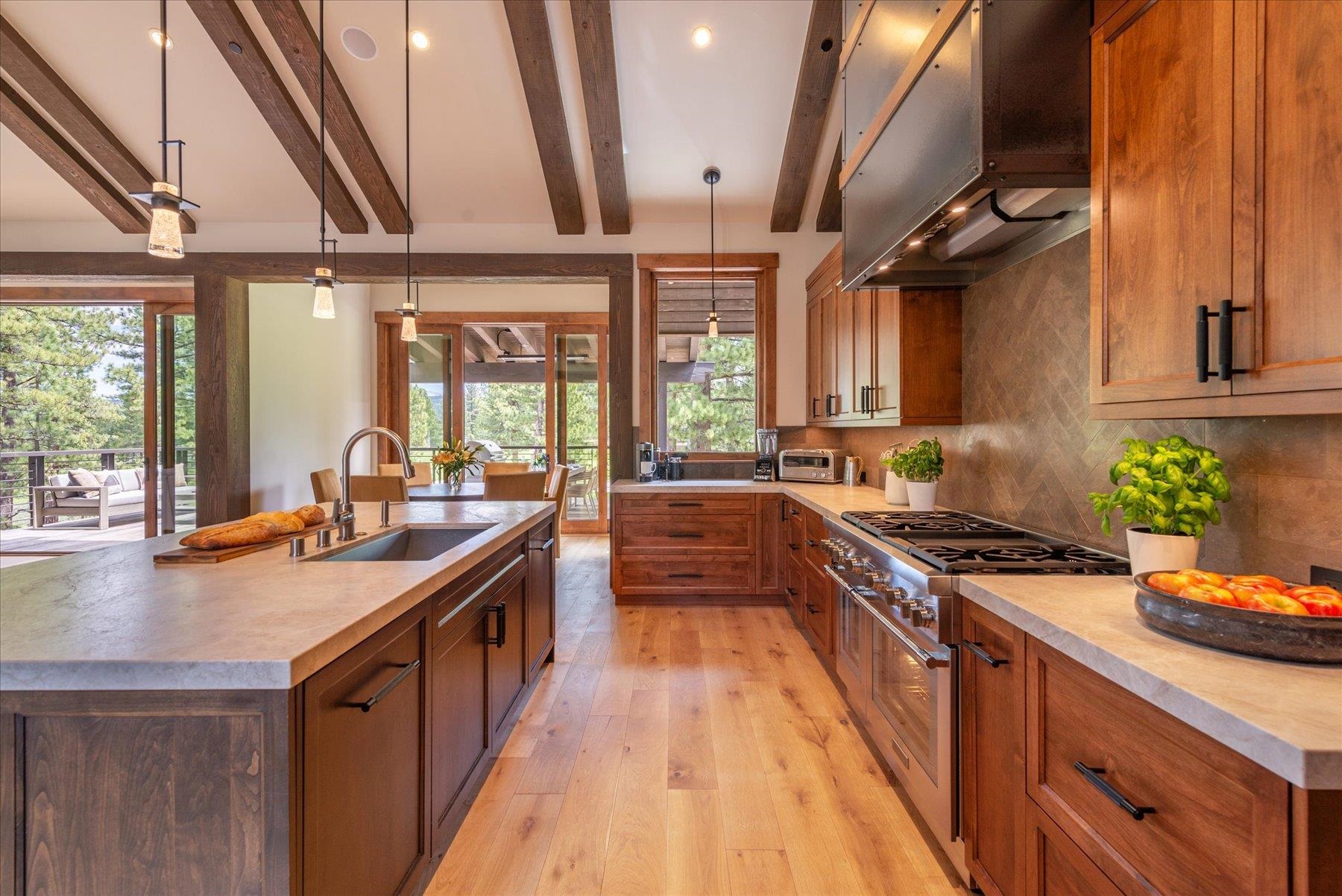 7705 Lahontan Drive, Truckee, CA, 96161