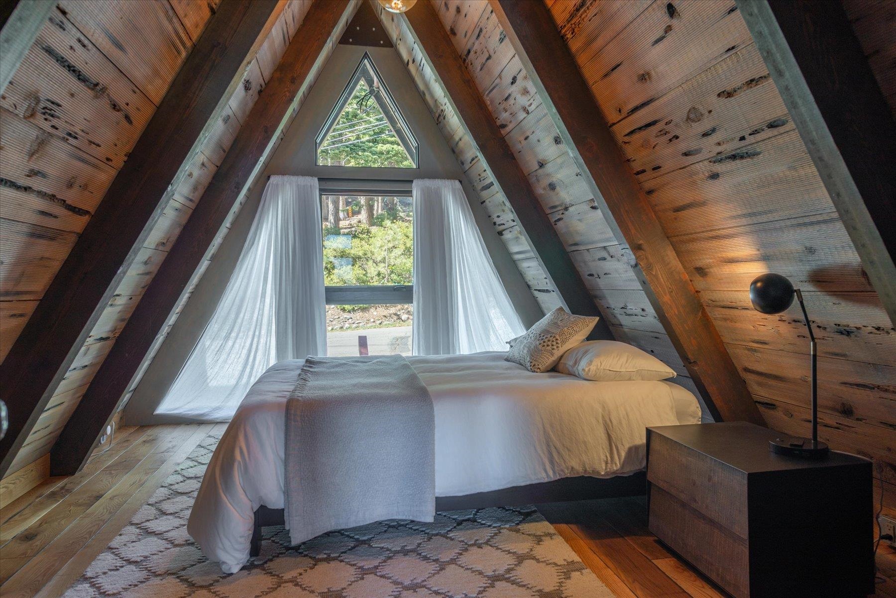 949 Skyline Drive, Tahoe City, CA, 96145-0000