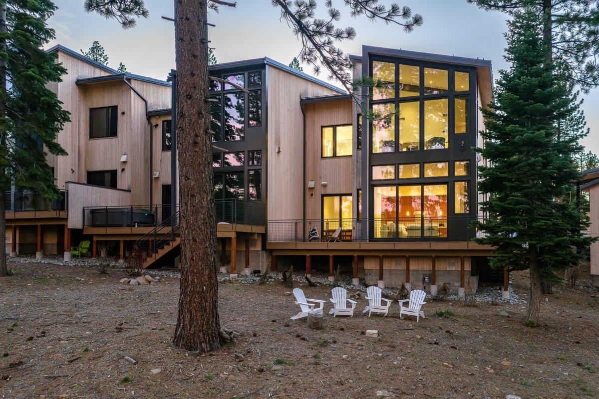 15132 Boulder Place, Truckee, CA, 96161-2840