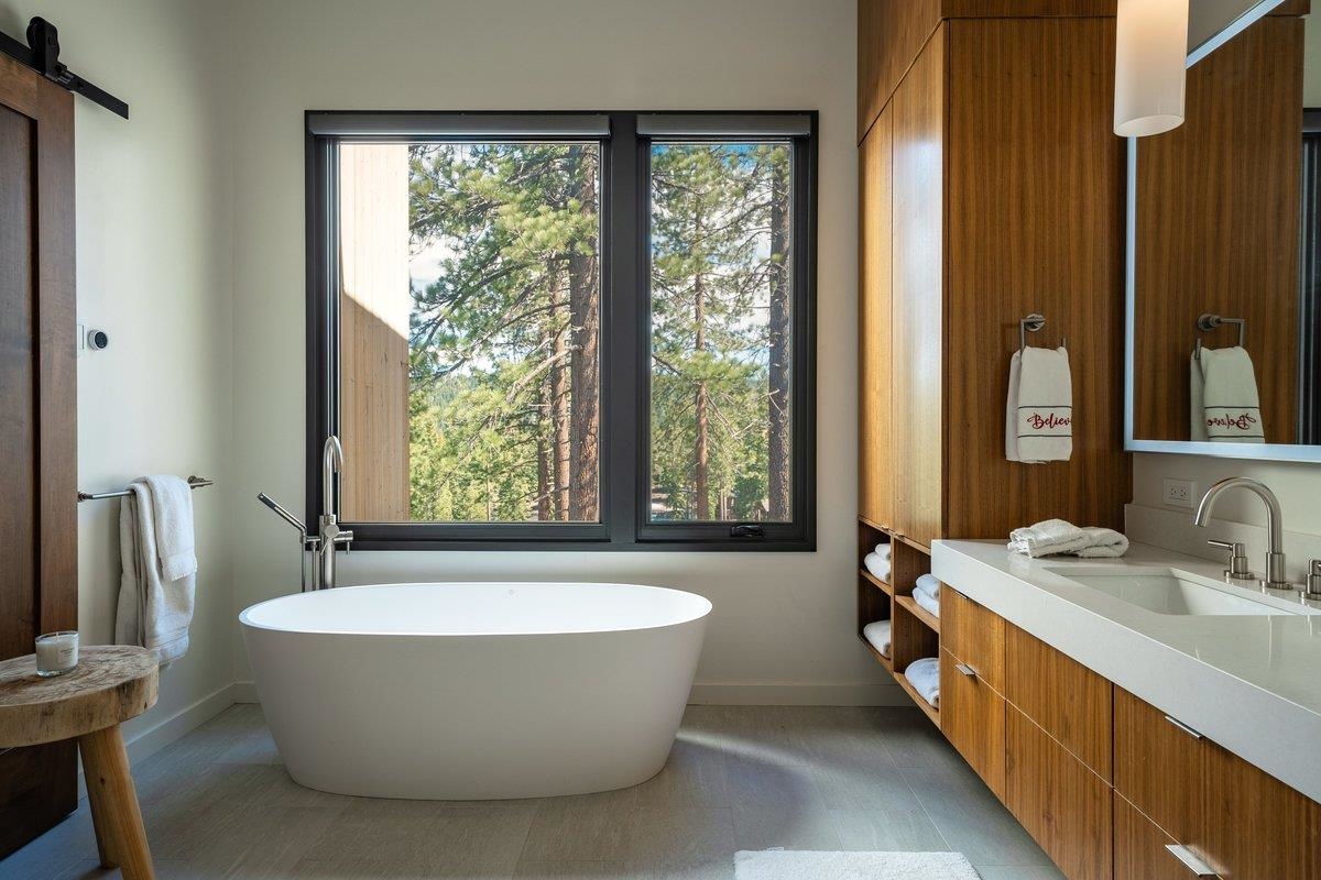 15132 Boulder Place, Truckee, CA, 96161-2840