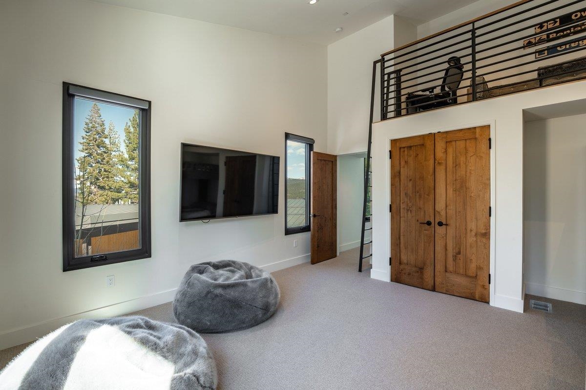 15132 Boulder Place, Truckee, CA, 96161-2840