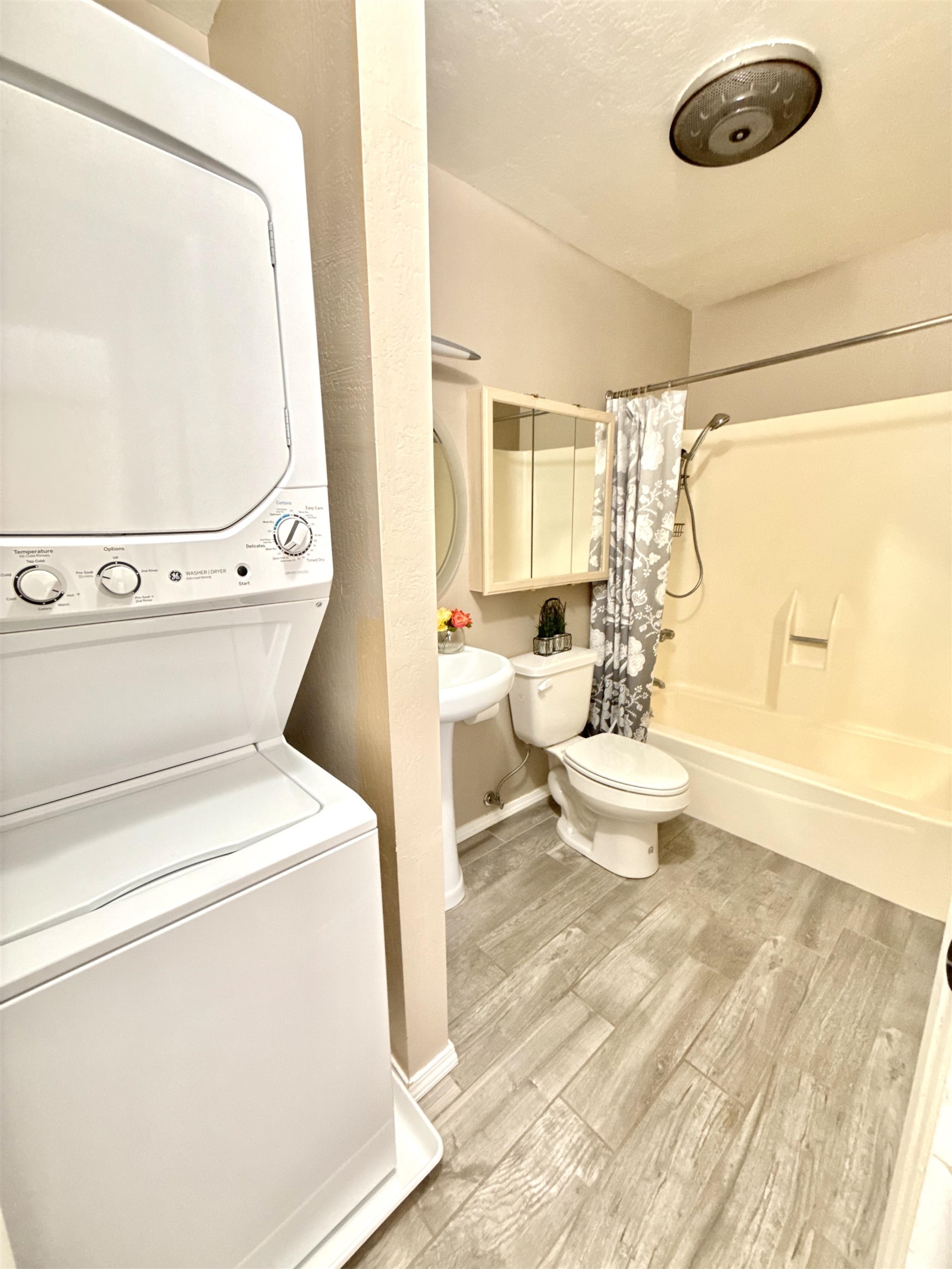 11639 Snowpeak Way UNIT 505, Truckee, CA, 96161