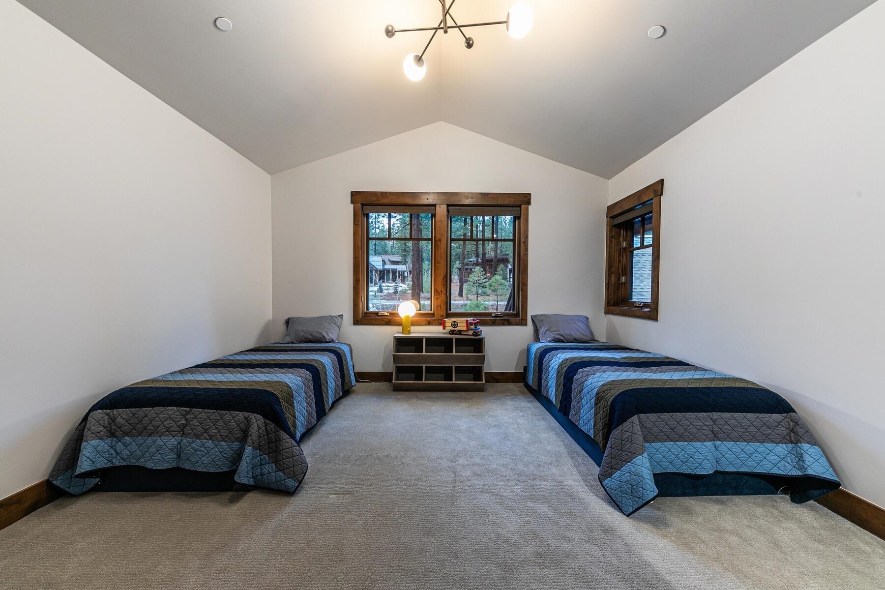 12237 Pete Alvertson Drive, Truckee, CA, 96161