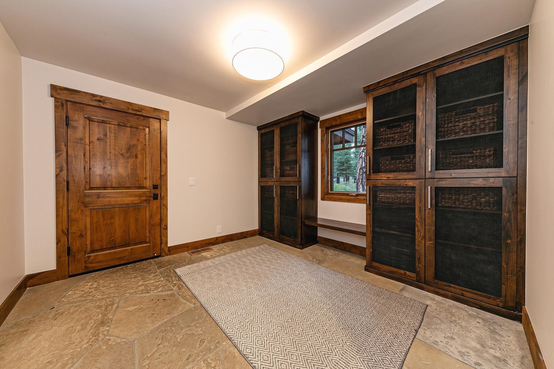 12237 Pete Alvertson Drive, Truckee, CA, 96161