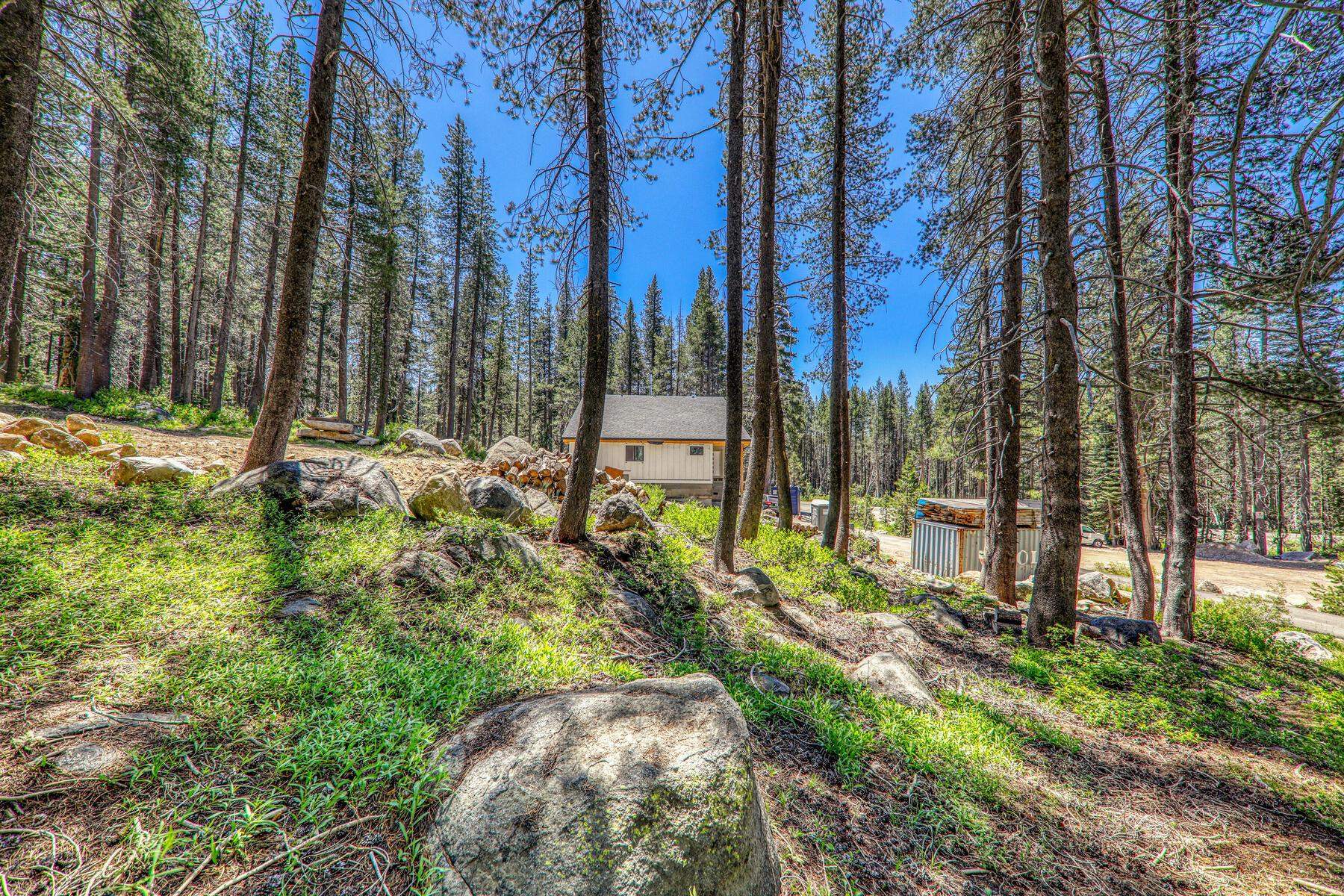 10019 Bunny Hill Road, Soda Springs, CA, 95728