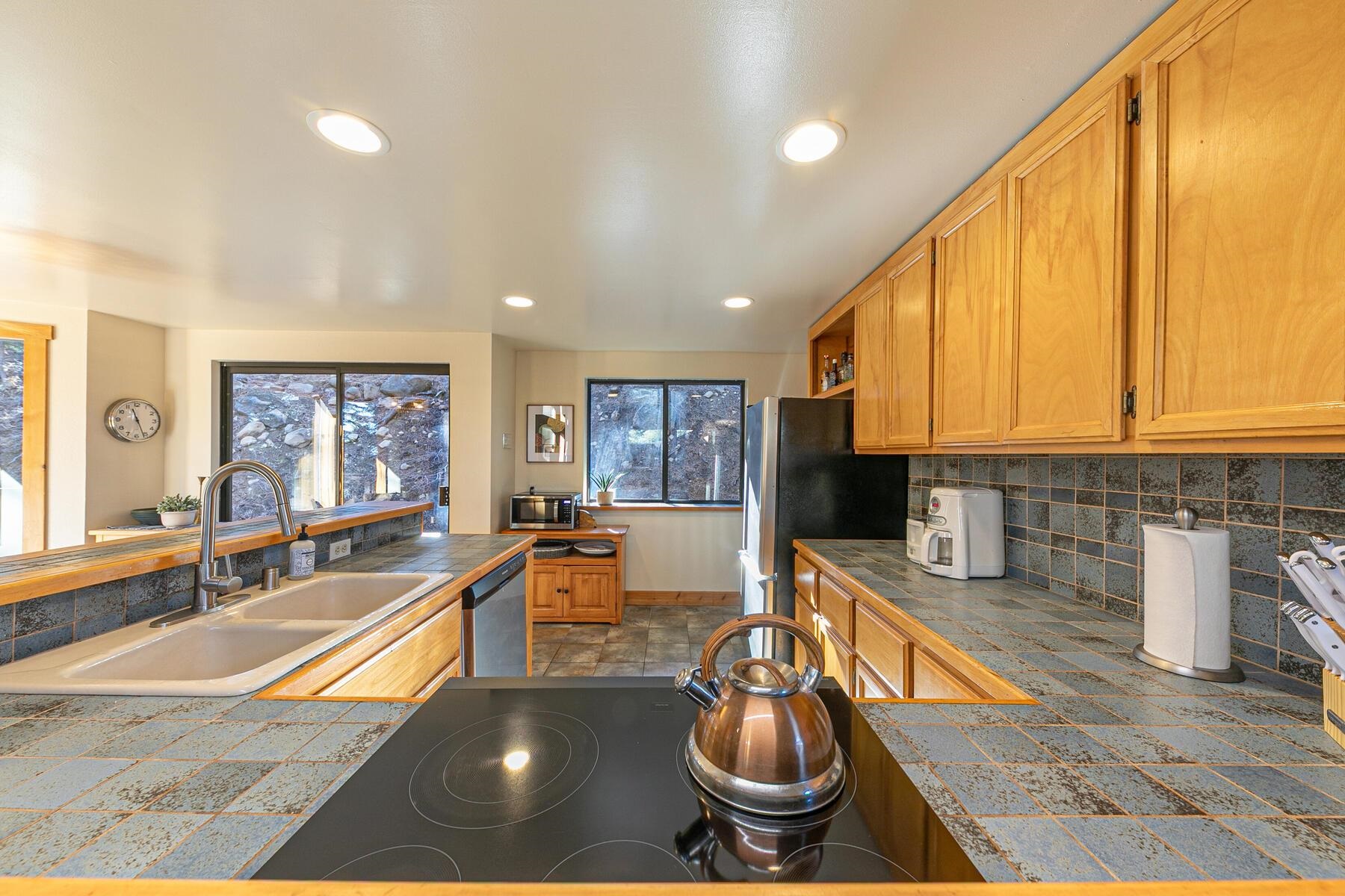 11504 Skislope Way, Truckee, CA, 96161