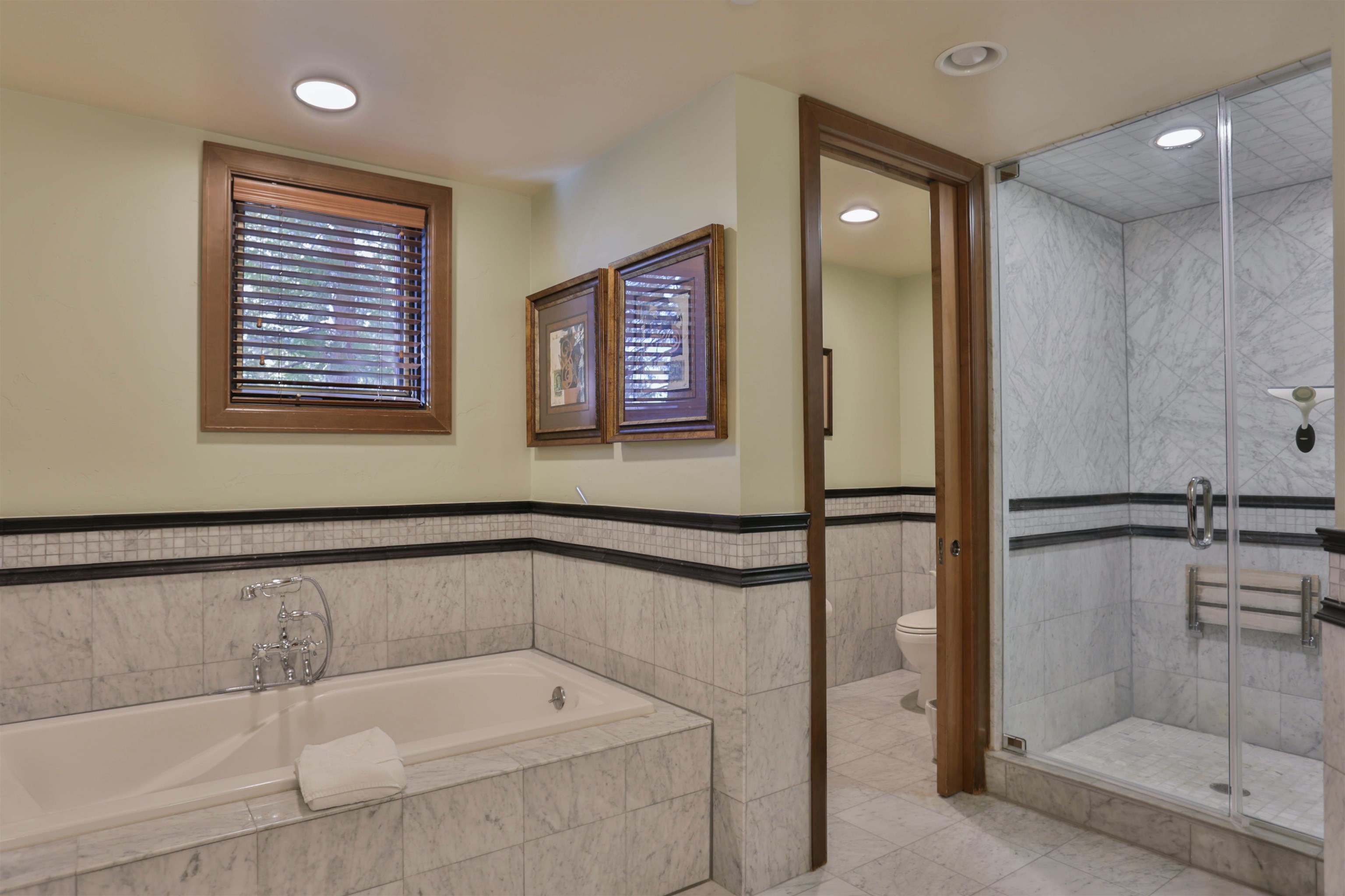 6750 North Lake Boulevard UNIT 19F, Tahoe Vista, CA, 96148