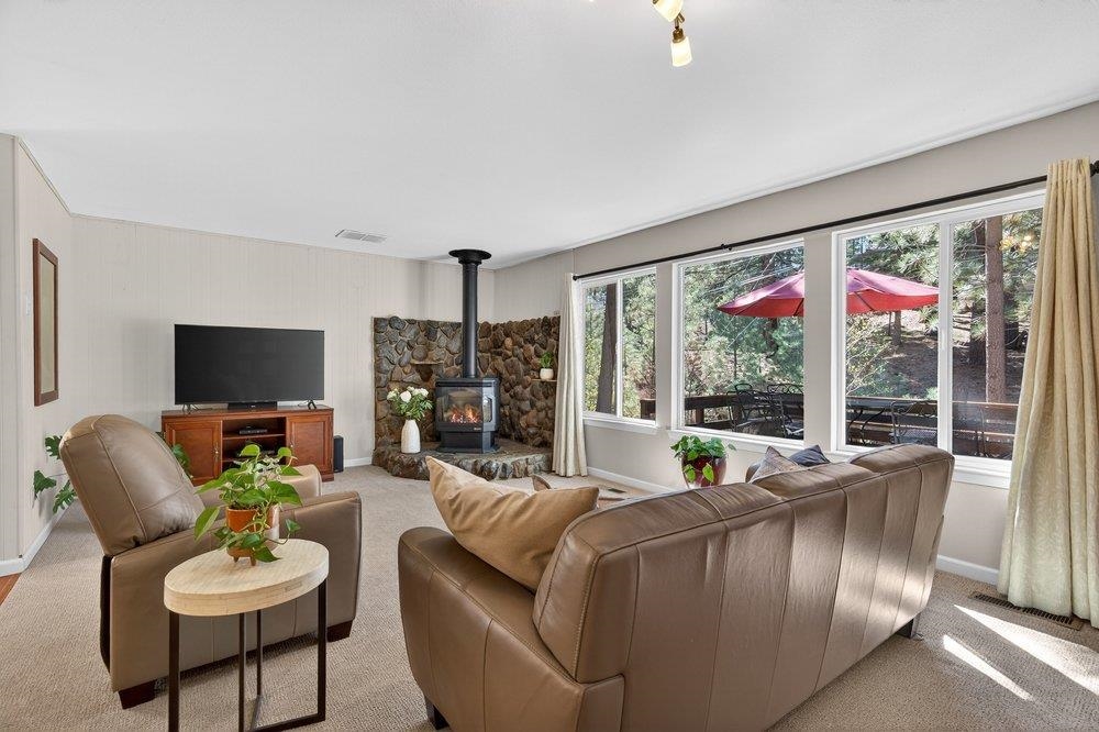 10303 White Fir Road, Truckee, CA, 96161