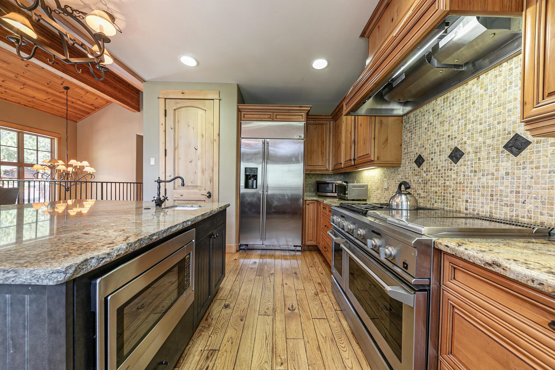 10243 Valmont Trail, Truckee, CA, 96161