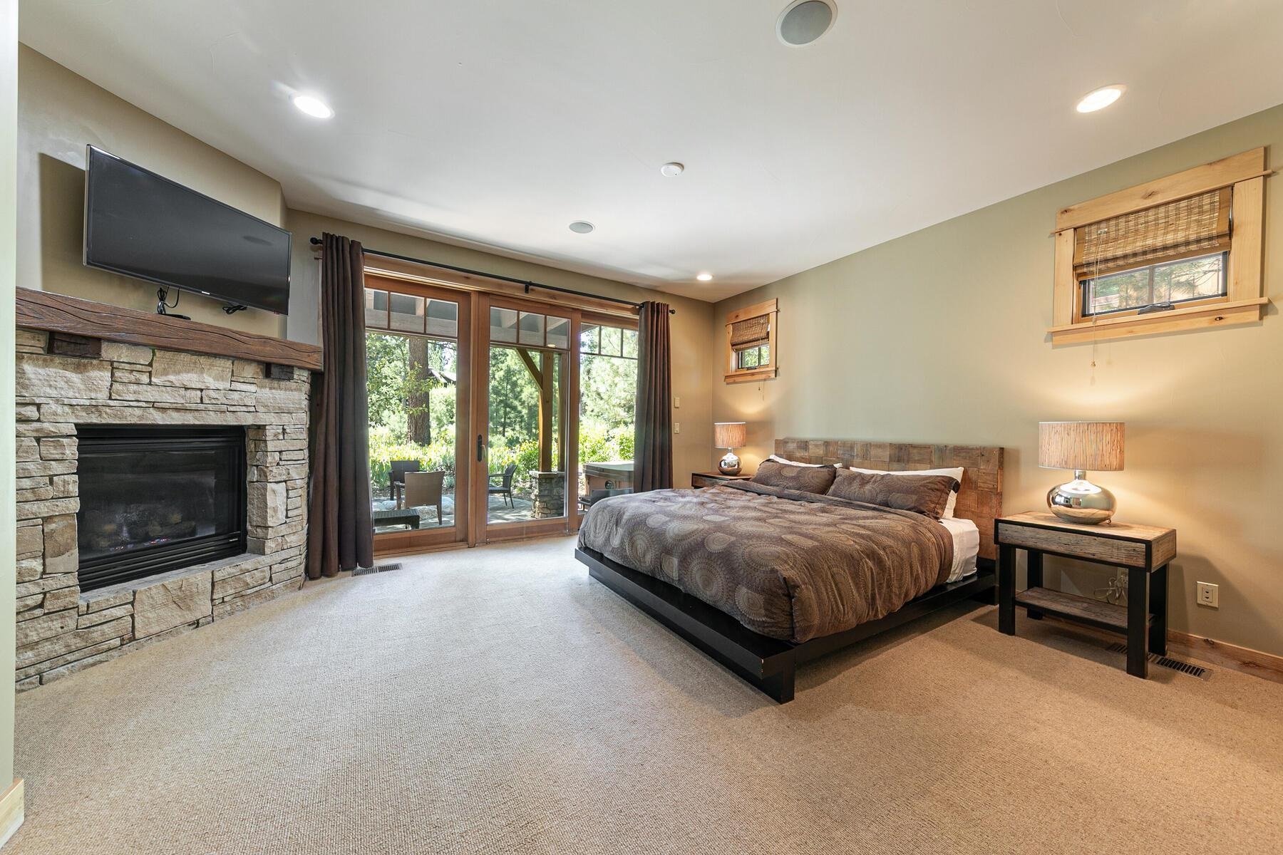 10243 Valmont Trail, Truckee, CA, 96161