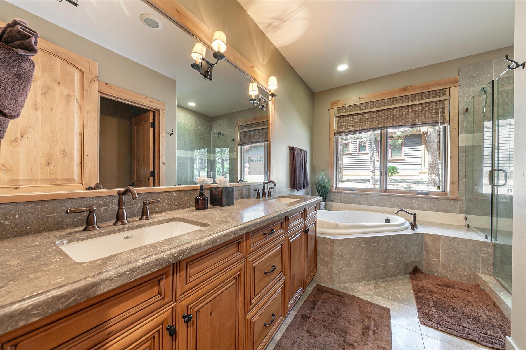 10243 Valmont Trail, Truckee, CA, 96161