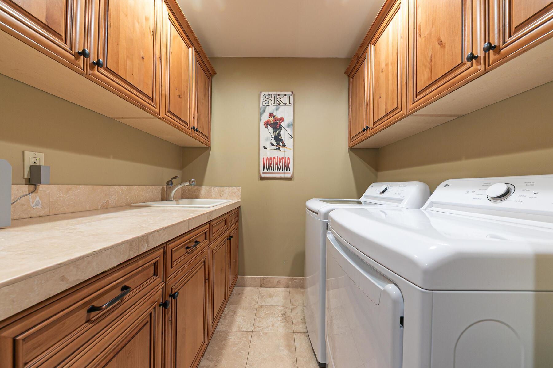 10243 Valmont Trail, Truckee, CA, 96161